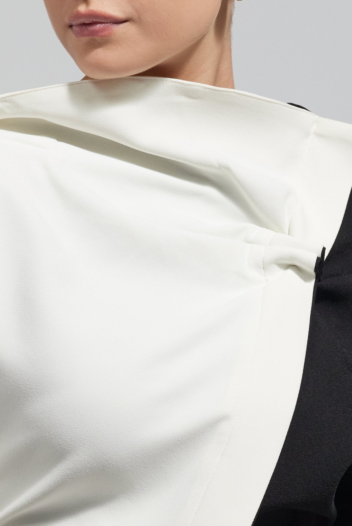 Asymmetric Black & White Blouse - shopaleena