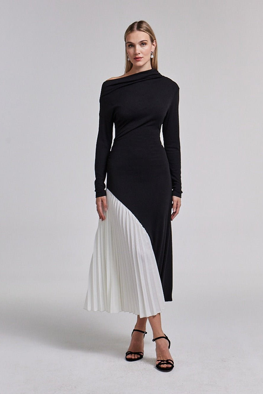 Asymmetric Neckline Pleated Maxi Dress - shopaleena