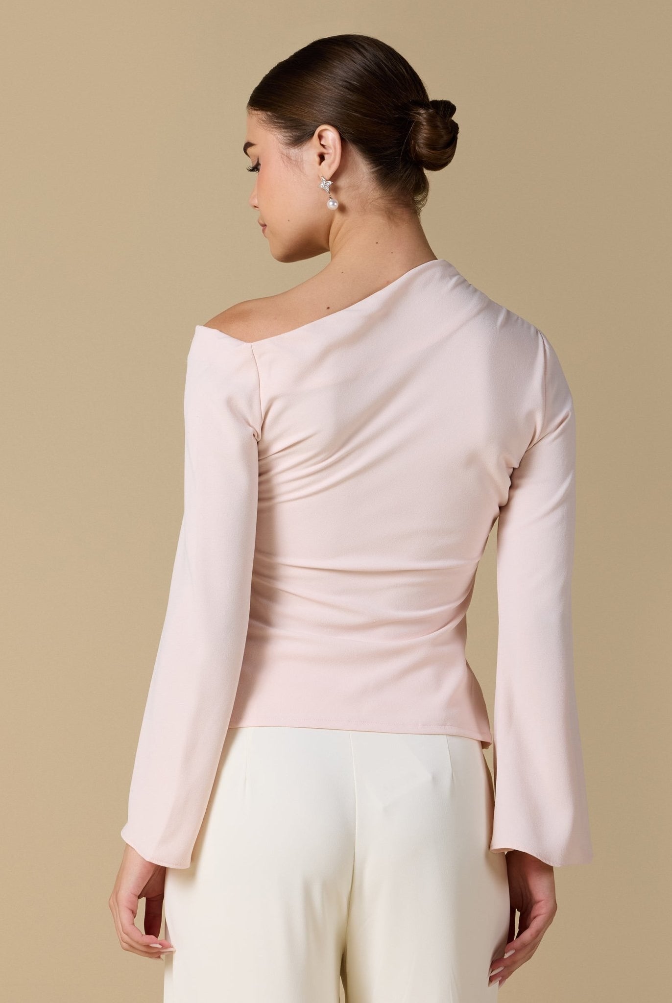 Bare shoulder Crepe Blouse - shopaleena