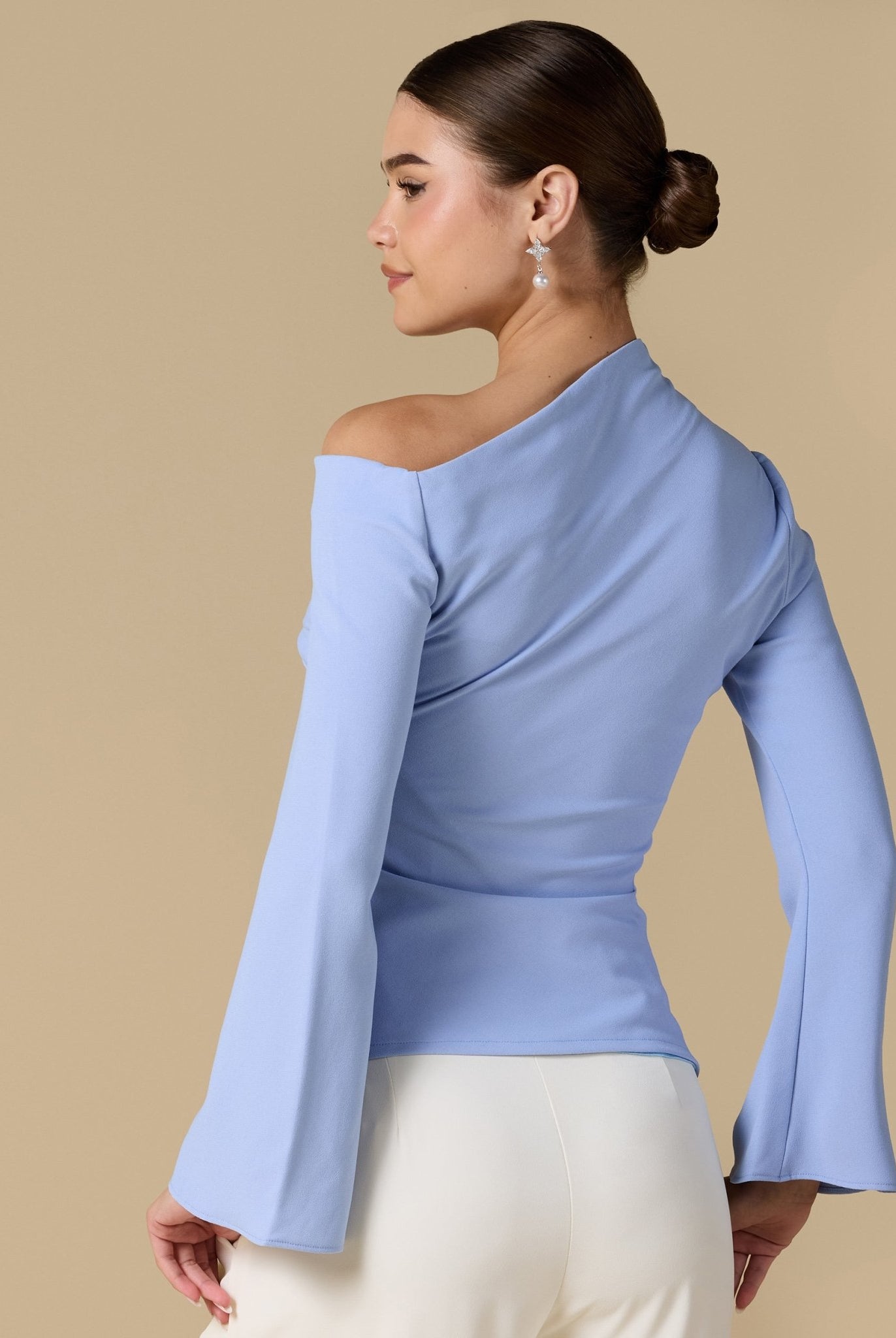 Bare shoulder Crepe Blouse - shopaleena