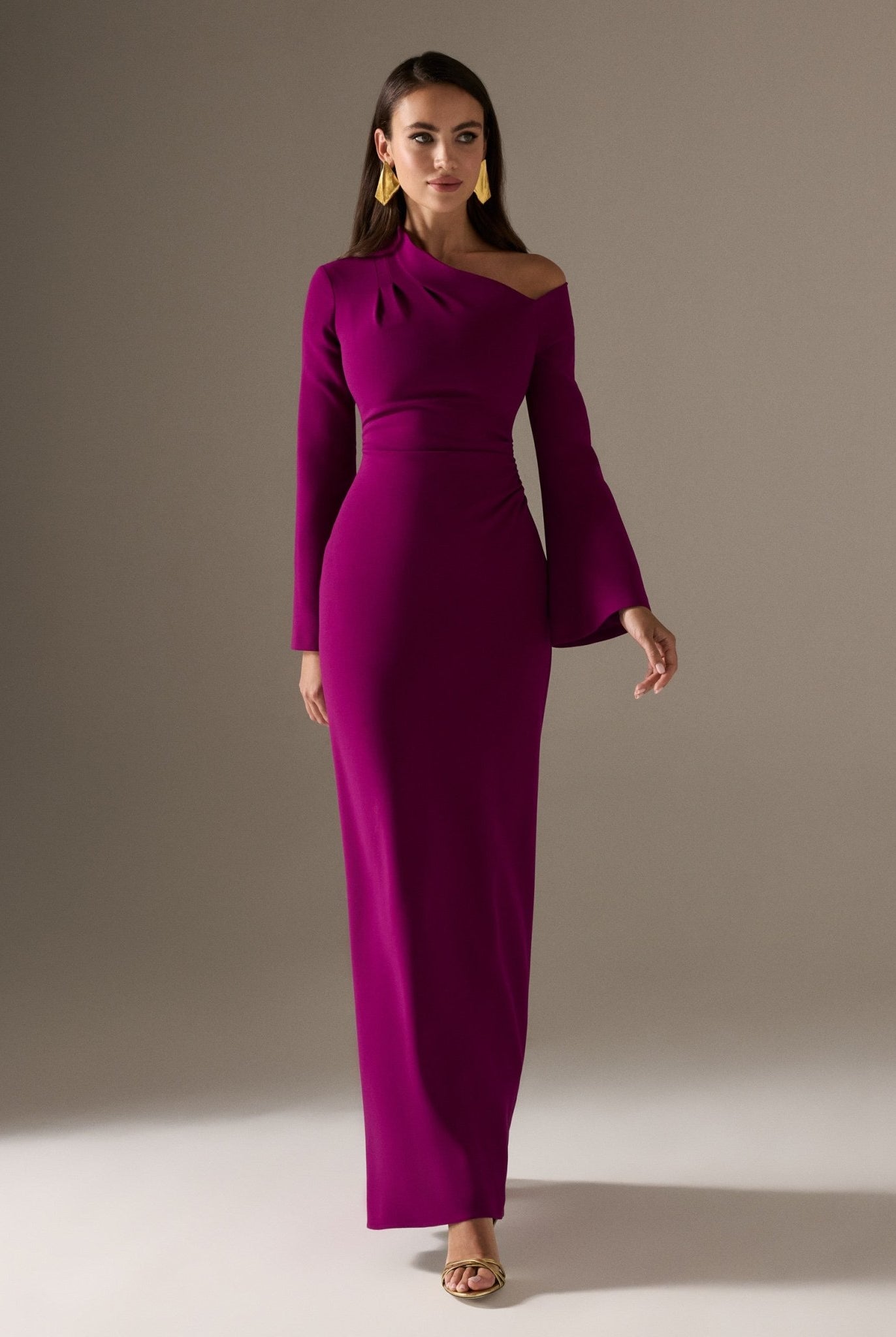 Bare shoulder Crepe maxi dress - shopaleena