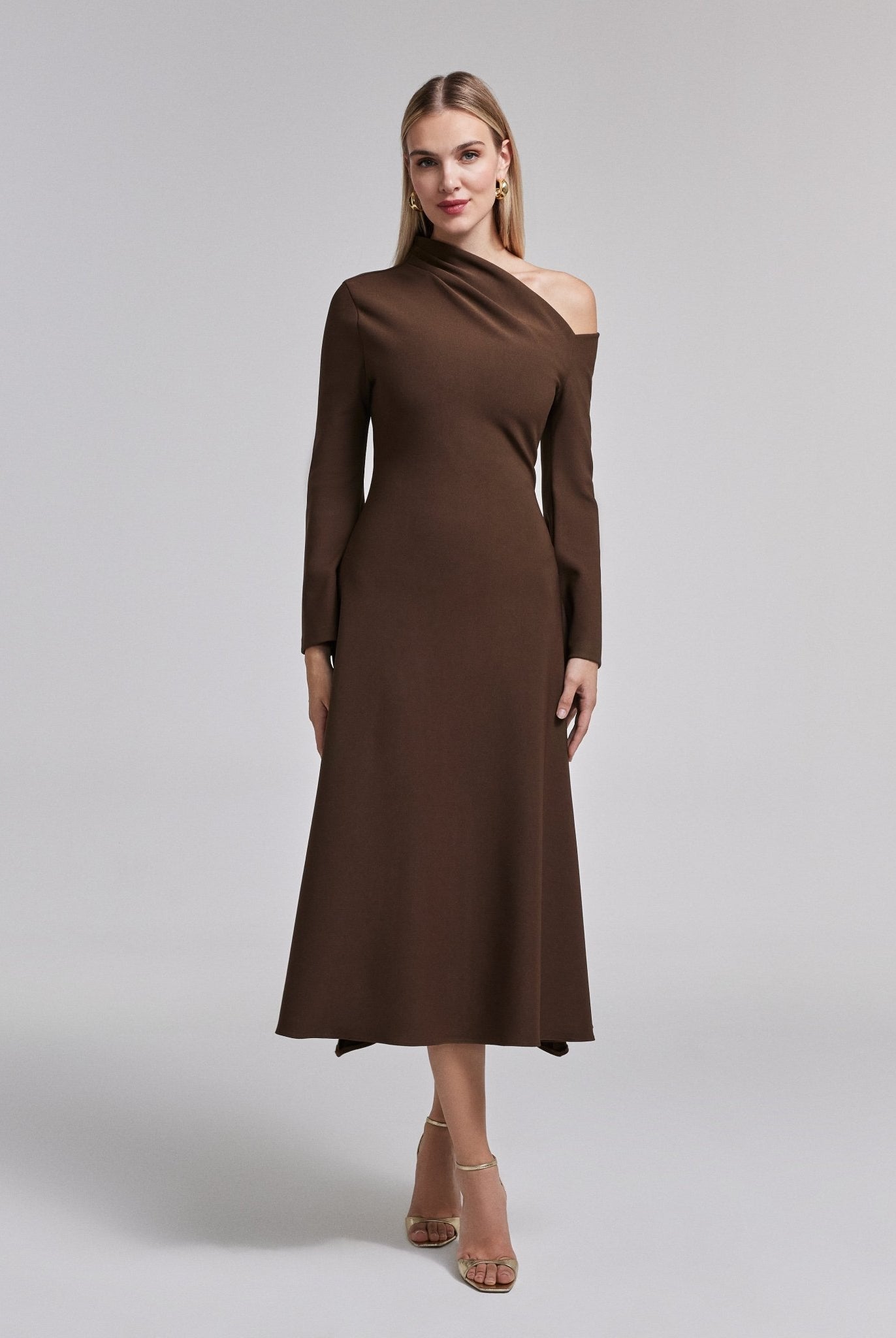 Bare shoulder Crepe Midi dress - shopaleena