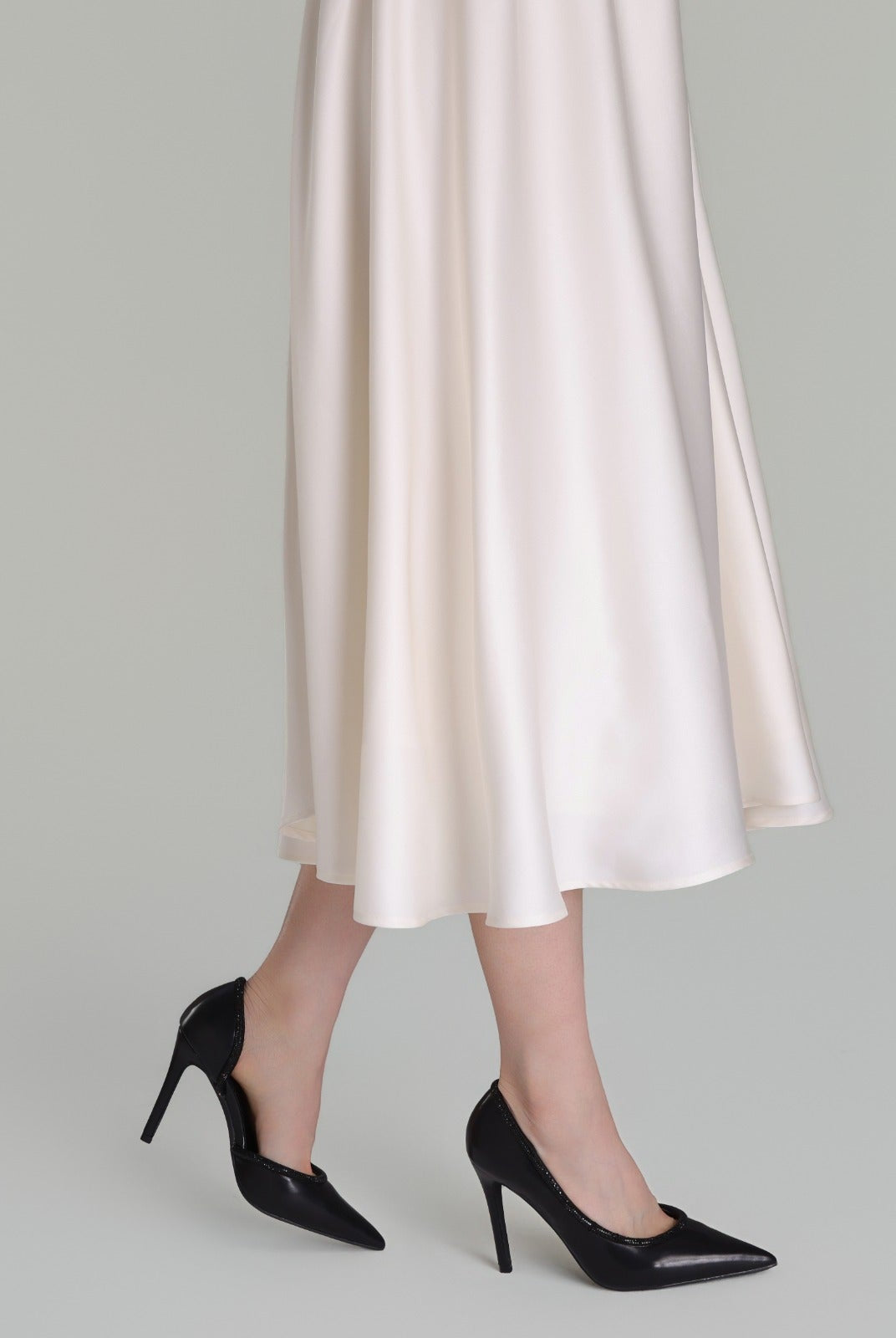 Black Leather Pointed Toe Pumps - shopaleena