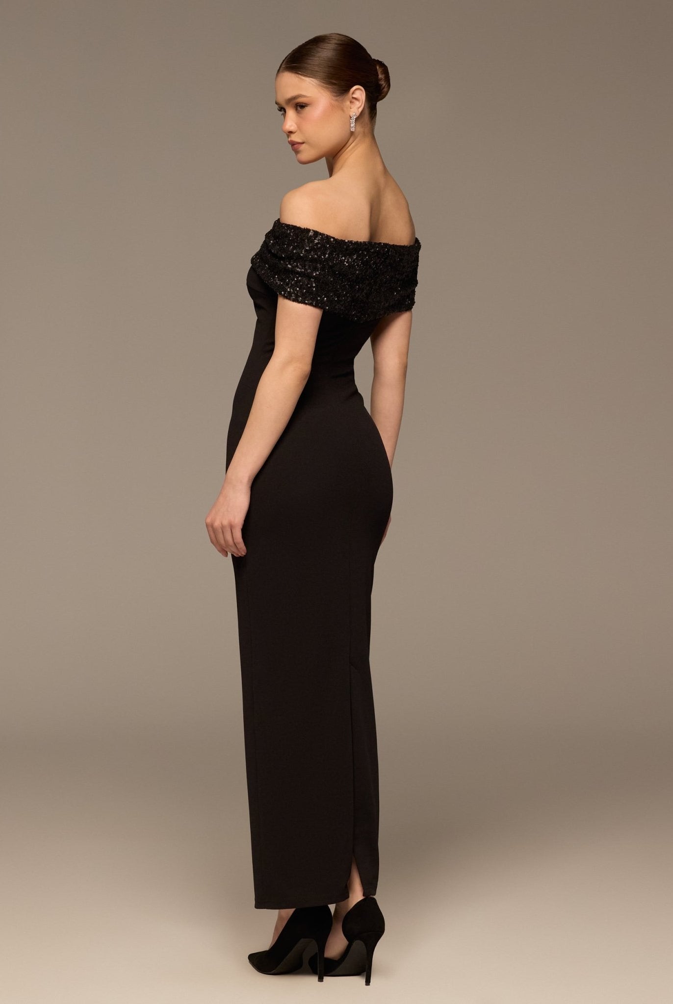 Black Off Shoulder Crepe Maxi Dress - shopaleena