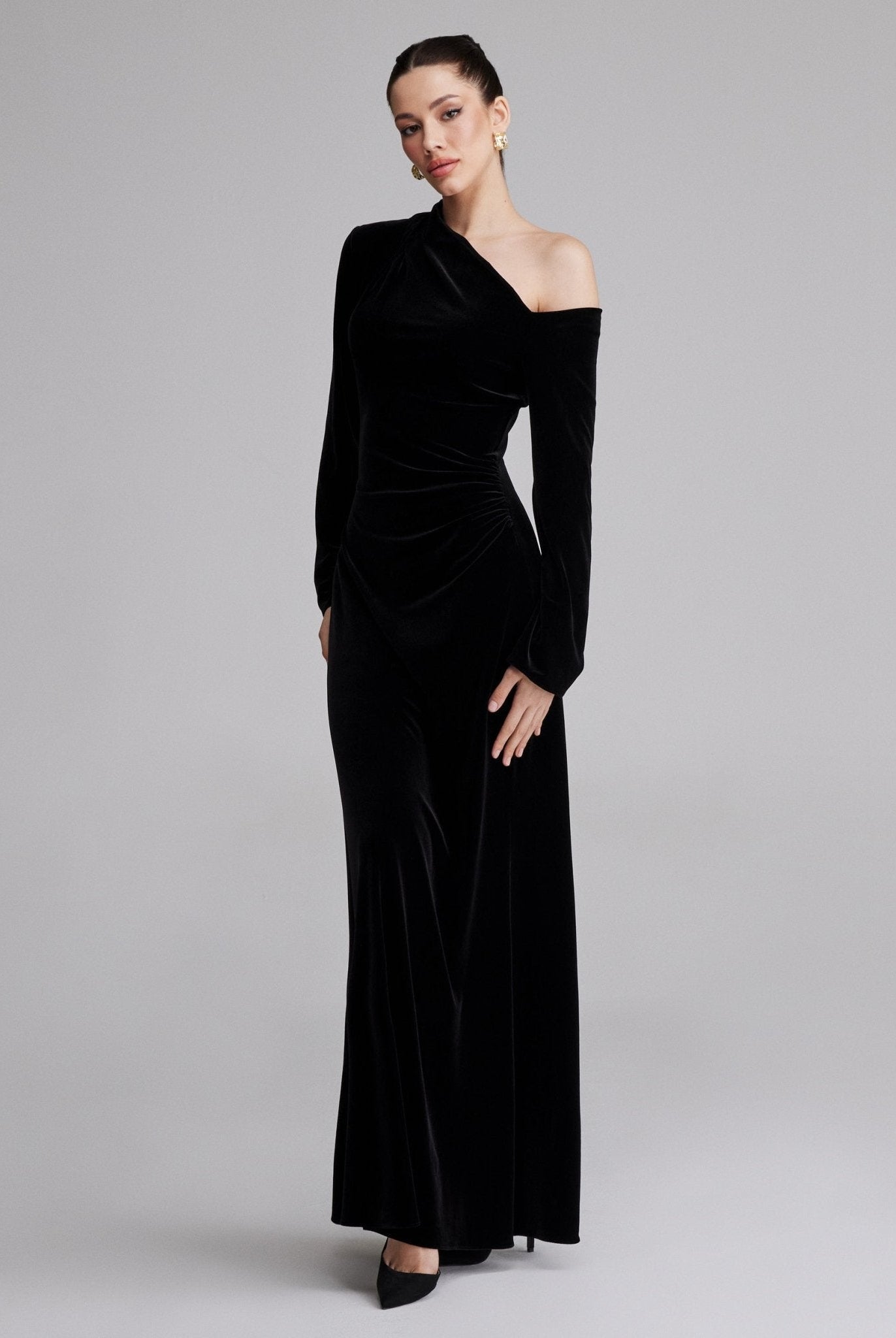 Black Velvet Bare Shoulder Maxi Dress - shopaleena