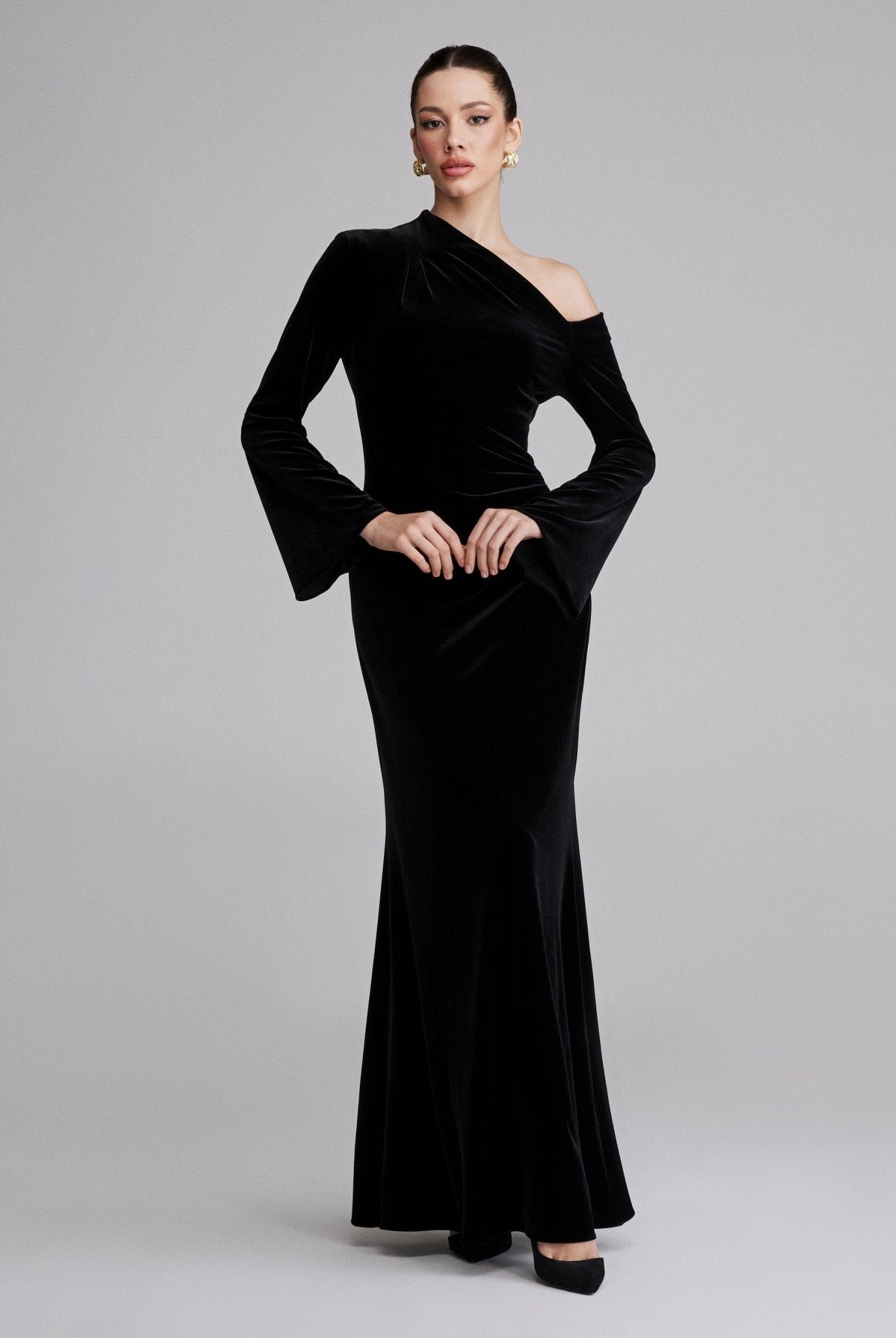 Black Velvet Bare Shoulder Maxi Dress - shopaleena