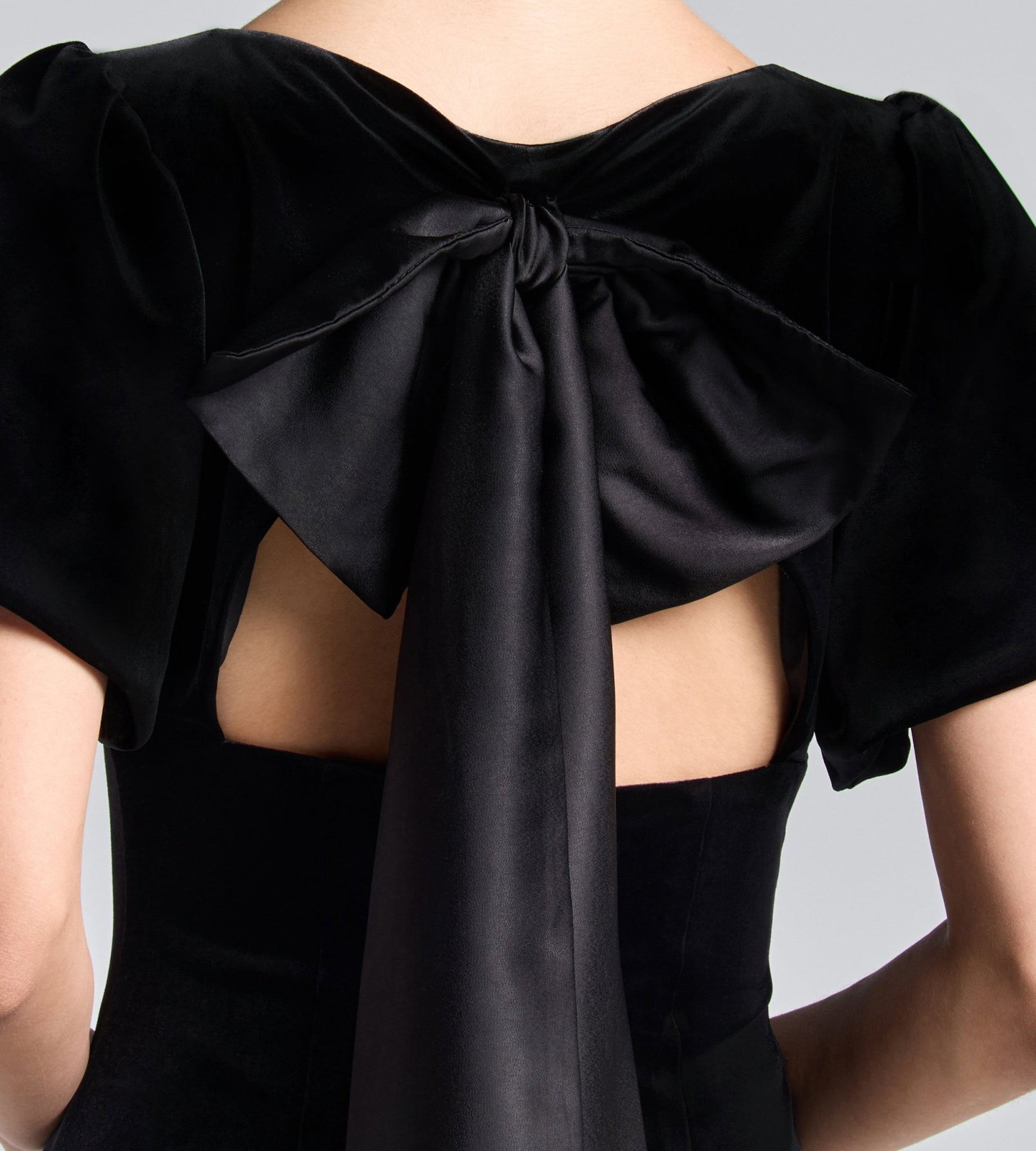 Black Velvet Dress with Back Satin Bow - shopaleena