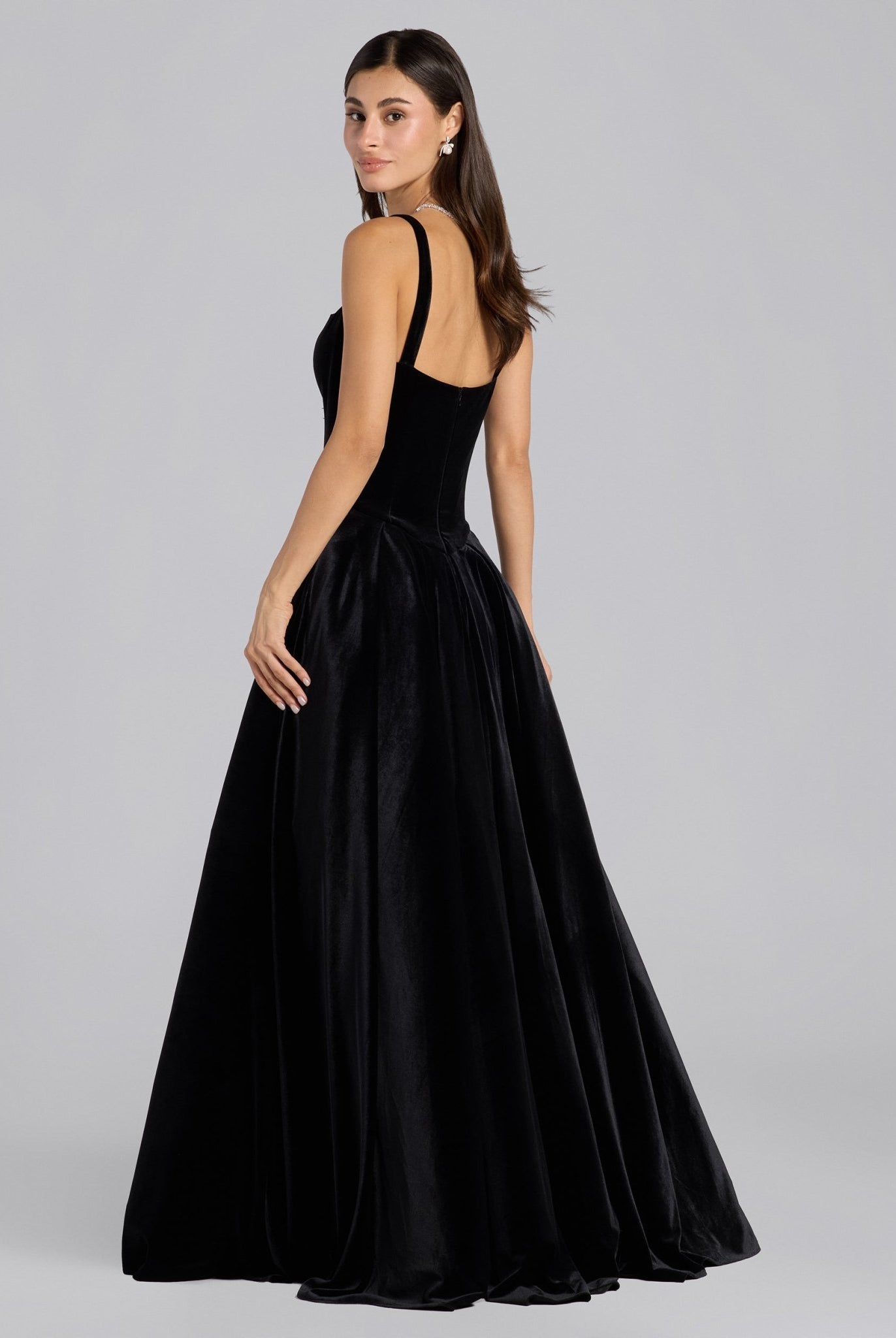 Black Velvet Voluminous Skirt Gown - shopaleena
