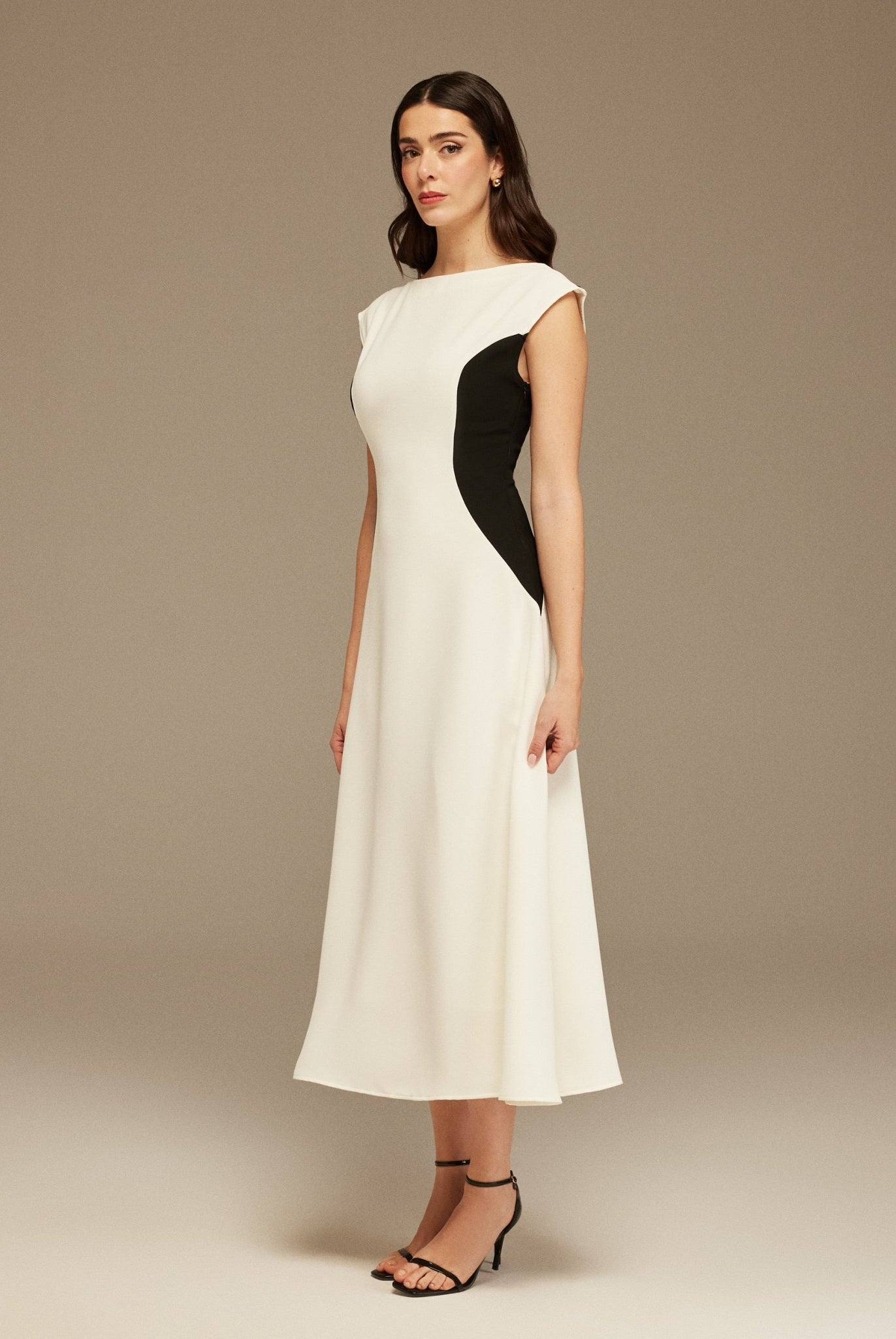 Black & White Boatneck design with flared Skirt - shopaleena