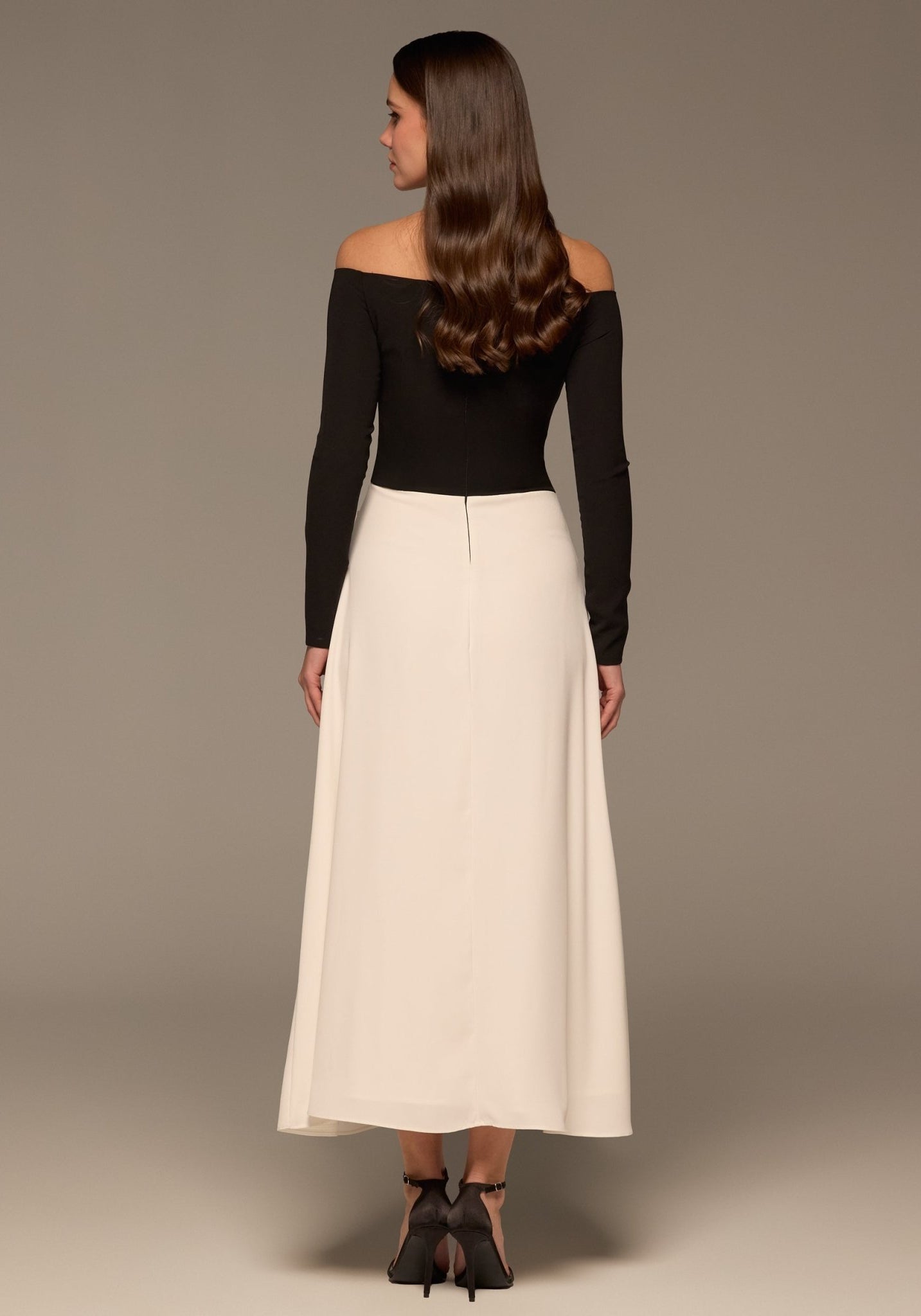 Black & White Crepe Chiffon Draped Maxi - shopaleena