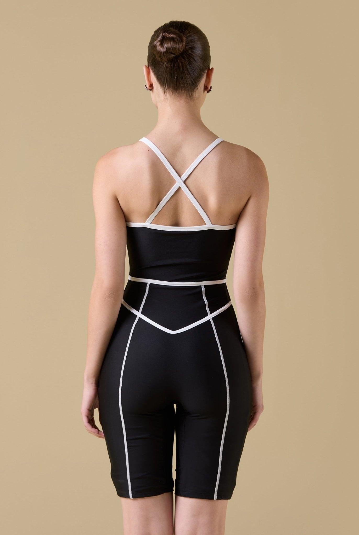 Black & White Halter Neck One Piece Swimsuit - shopaleena