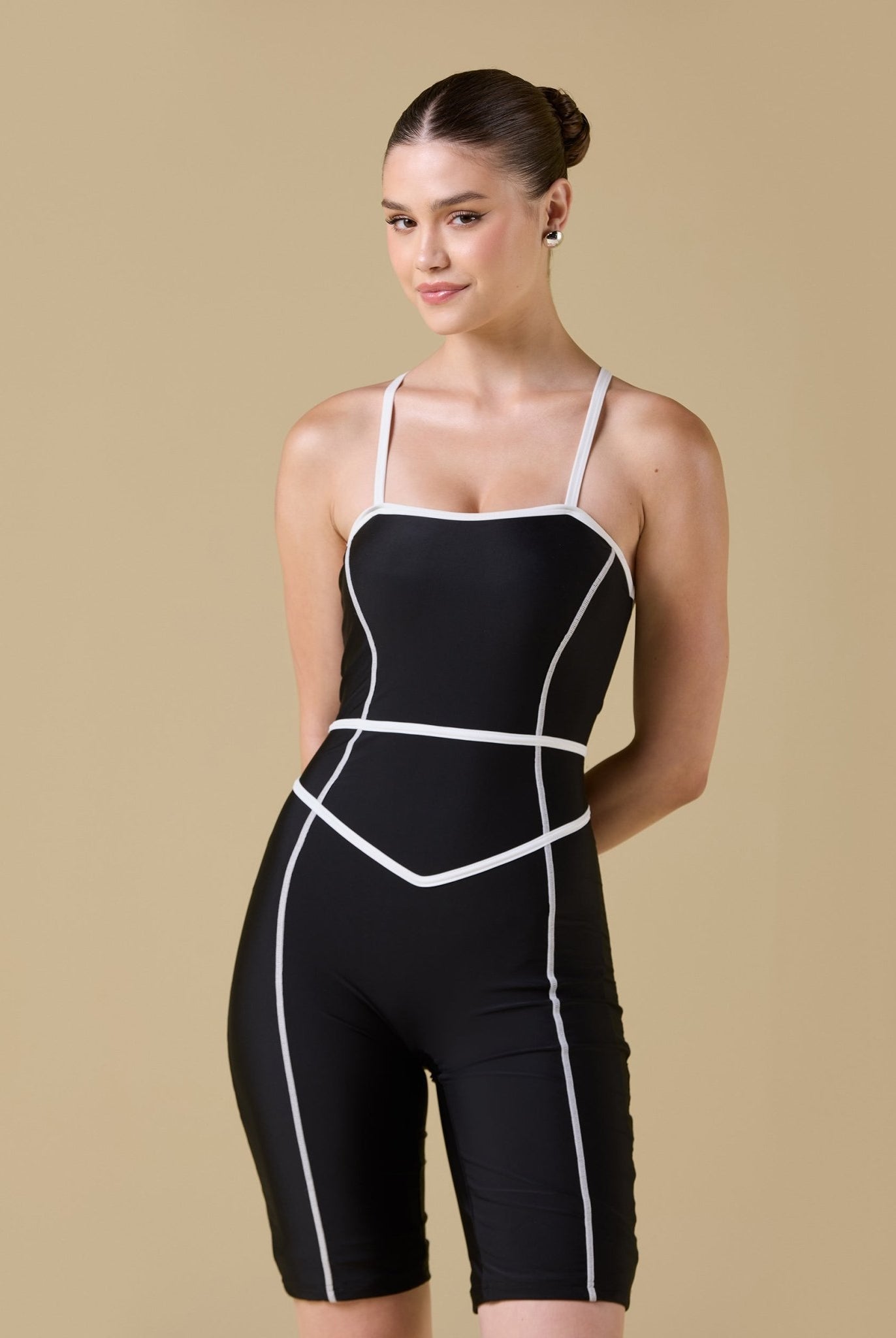 Black & White Halter Neck One Piece Swimsuit - shopaleena