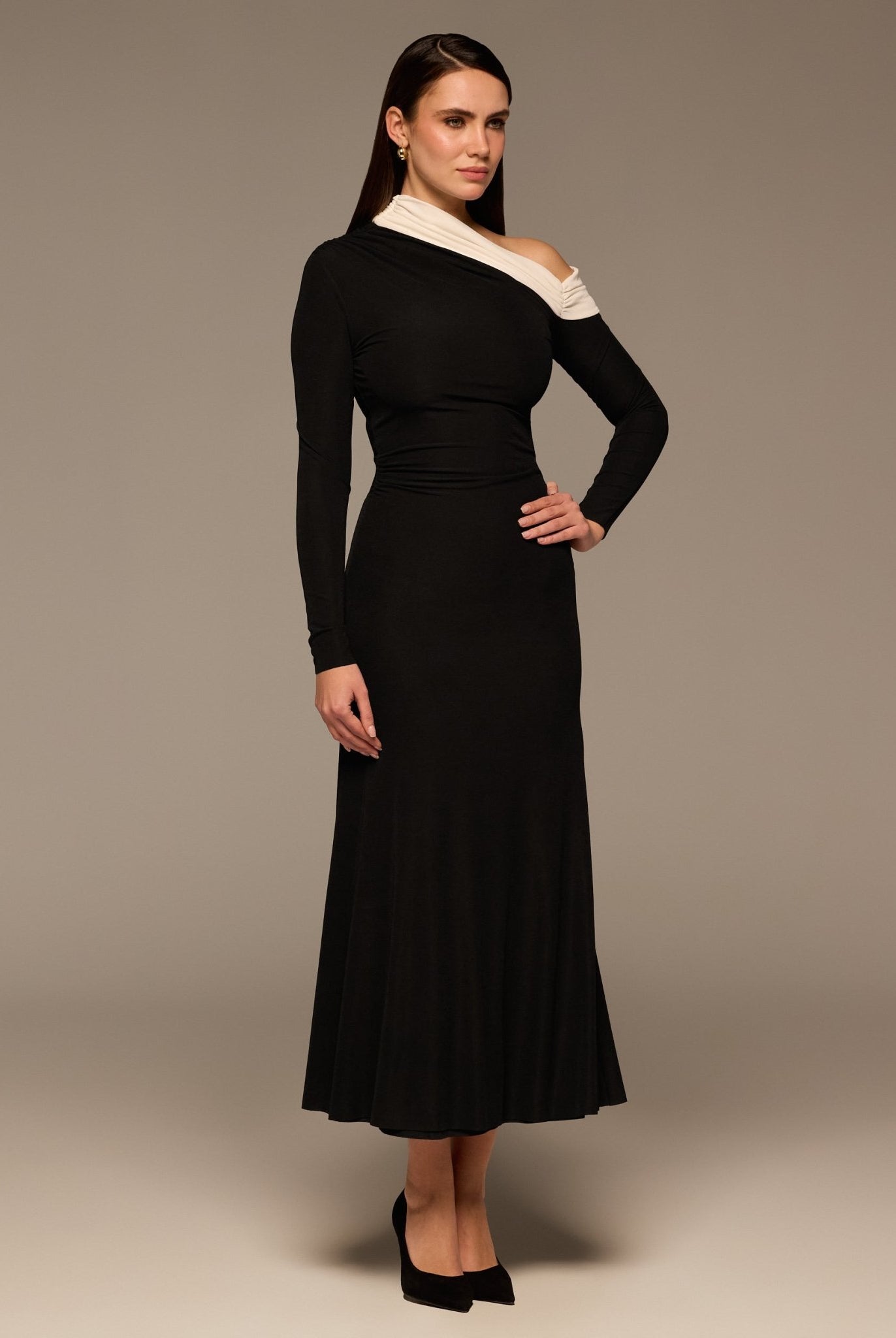 Black & White Off Shoulder Ruched Maxi Dress - shopaleena