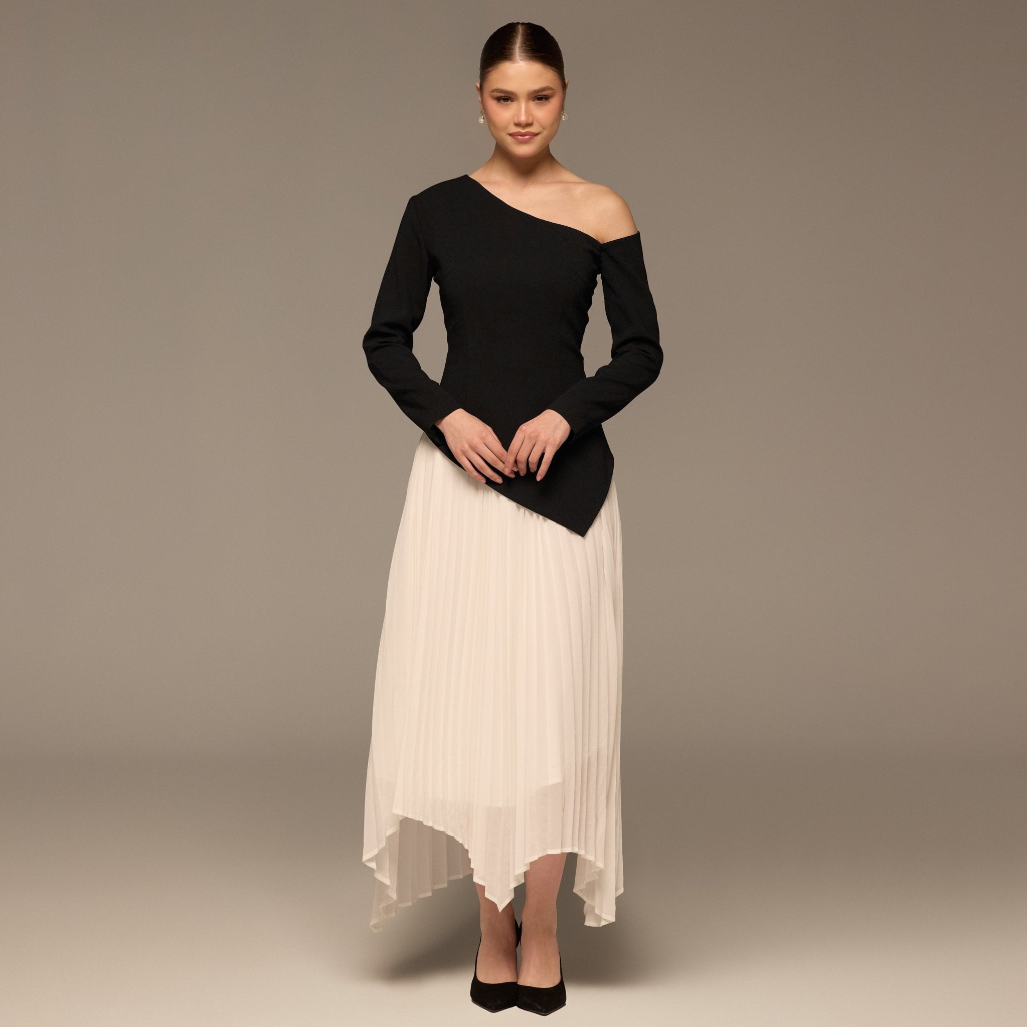 Black & White One - shoulder Crepe Dress With Pleated Skirt - shopaleena