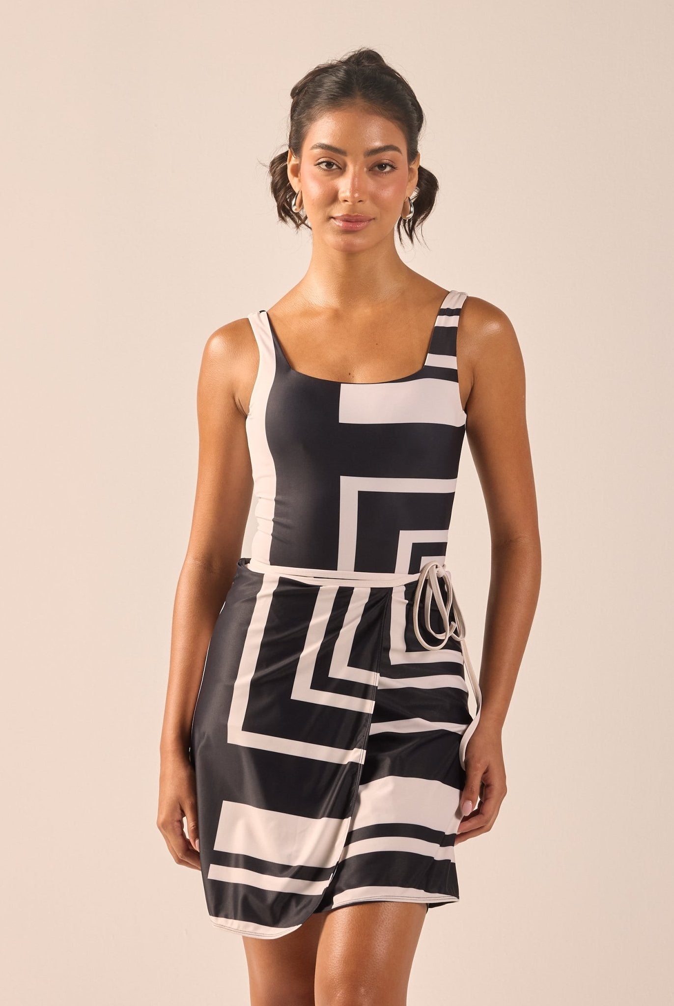 Black & White Swim Skirt - shopaleena