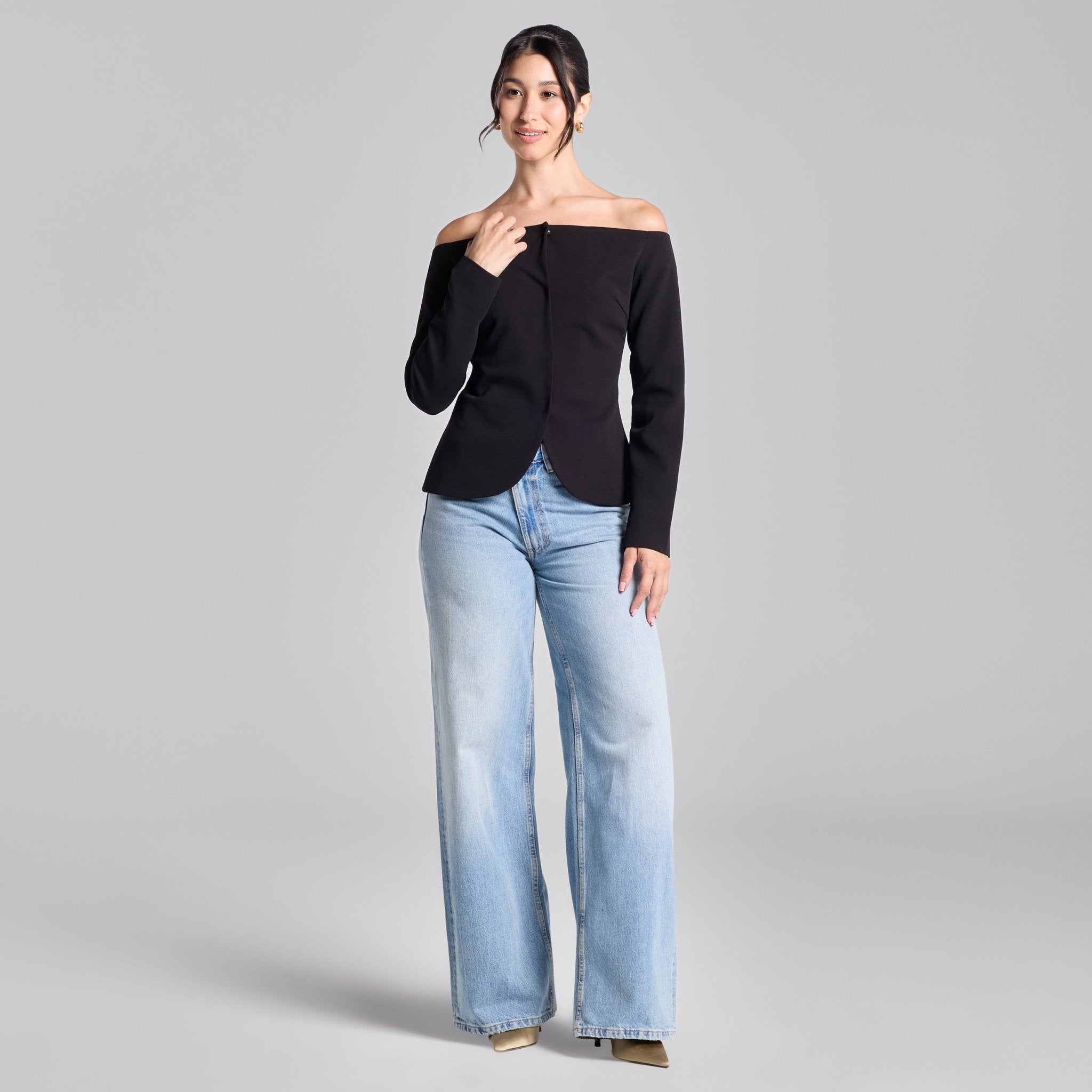 Black Wide V Neck Crepe Blazer - shopaleena