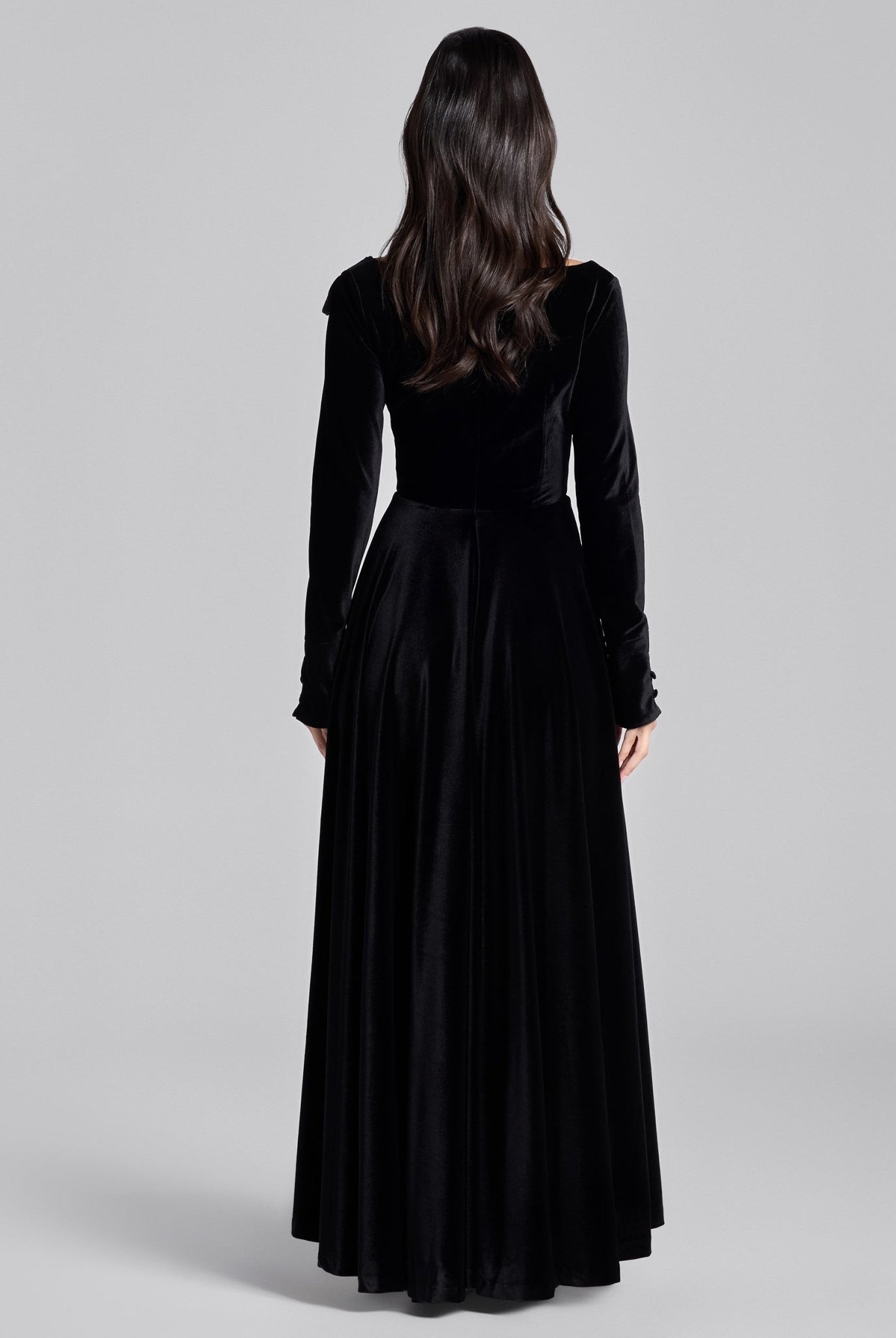 Black Wide V Neck Long Sleeve Velvet Midi Dress - shopaleena