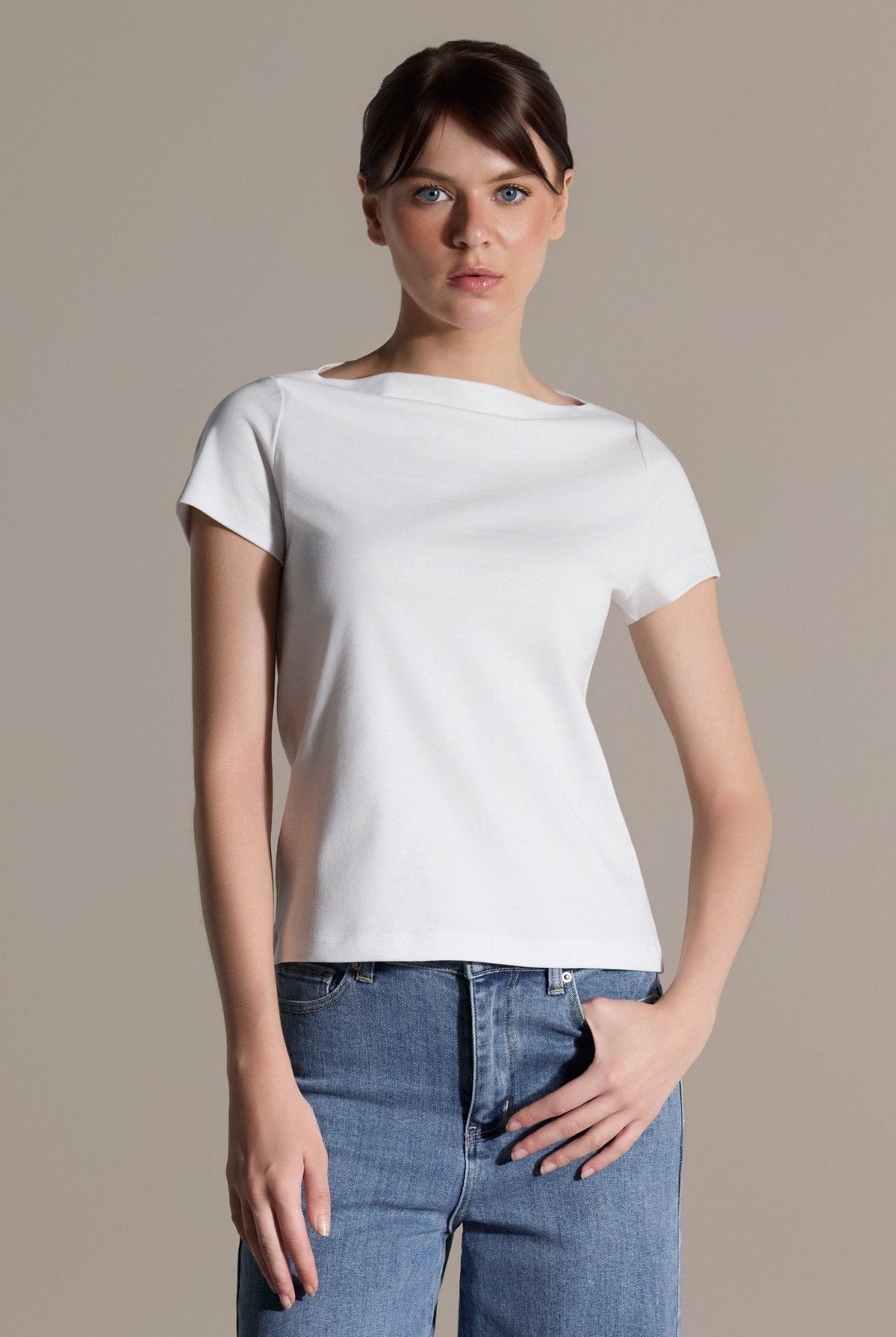Boat Neck Fitted T-Shirt - shopaleena