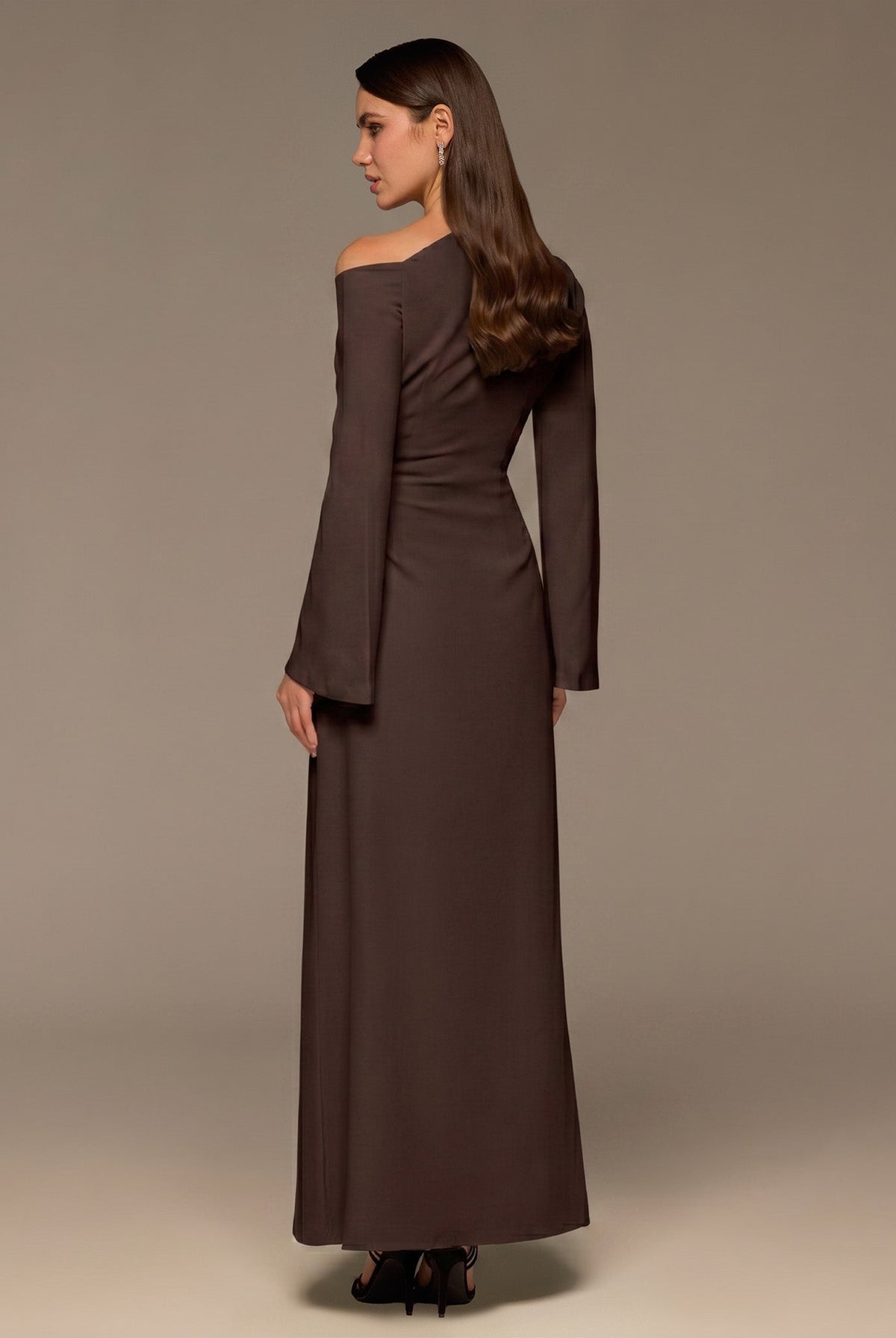 Brown Bare shoulder Crepe Maxi Dress - shopaleena