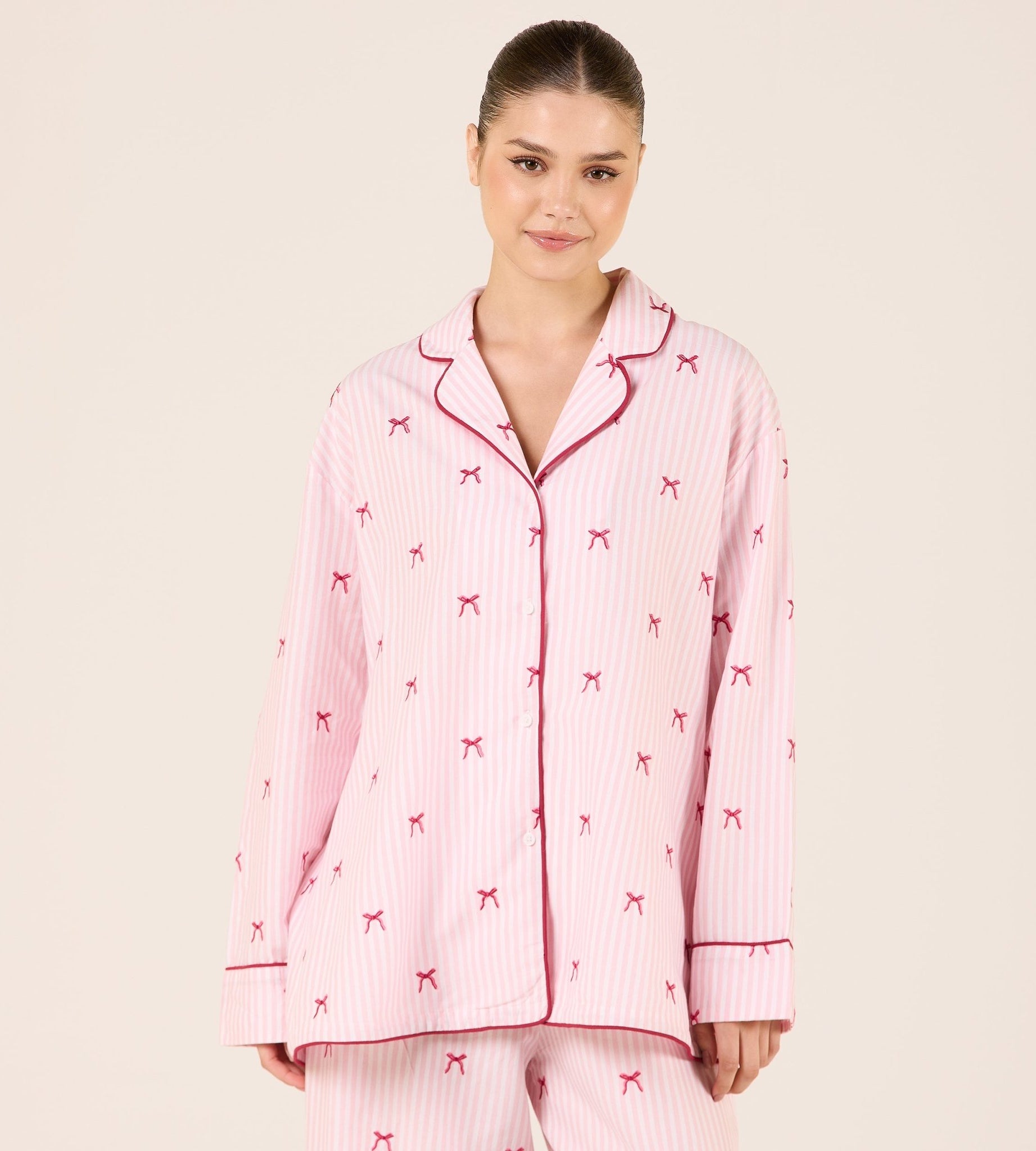 Cotton Poplin Shirt in Bow - shopaleena