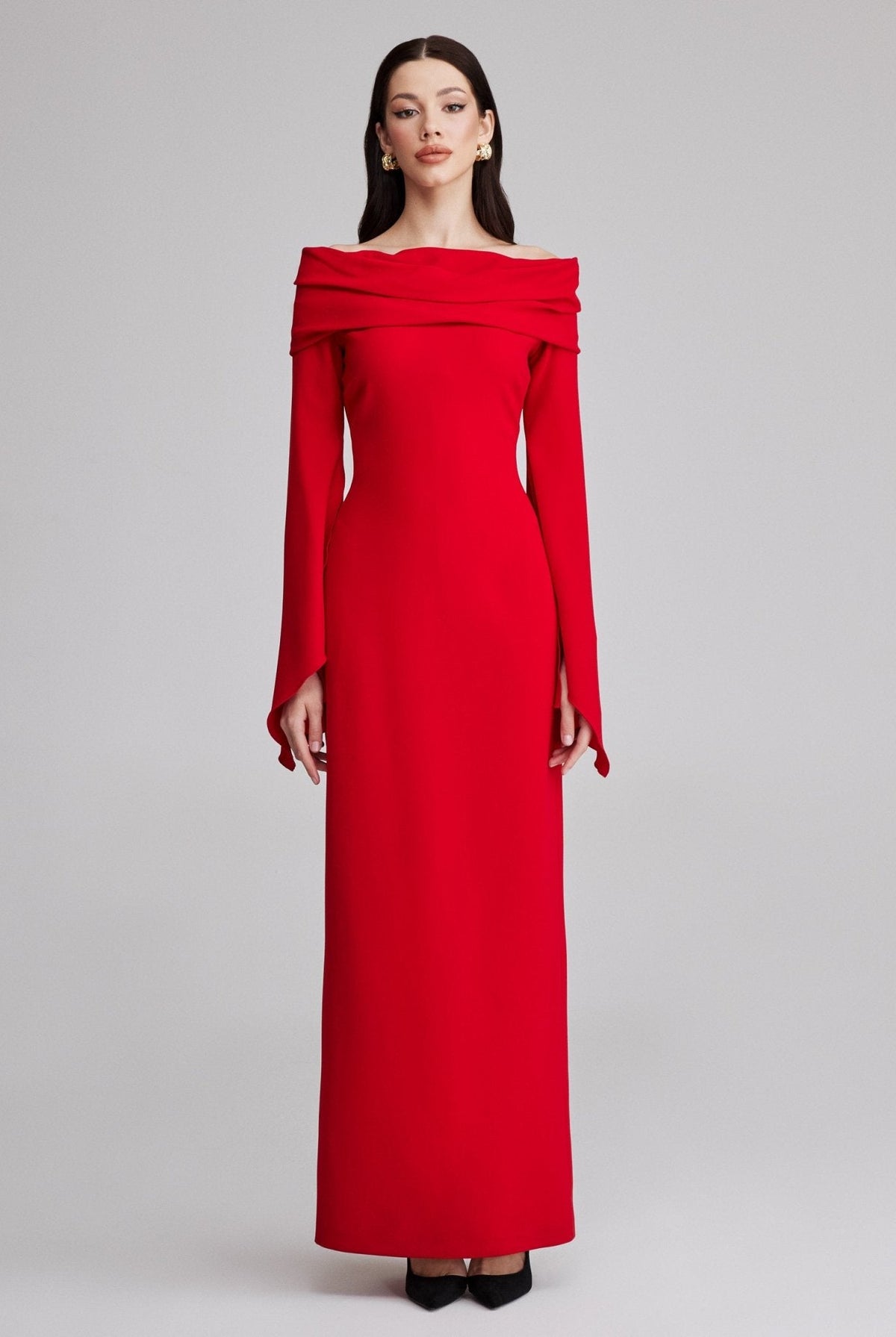 Draped off shoulder crepe Maxi dress - shopaleena