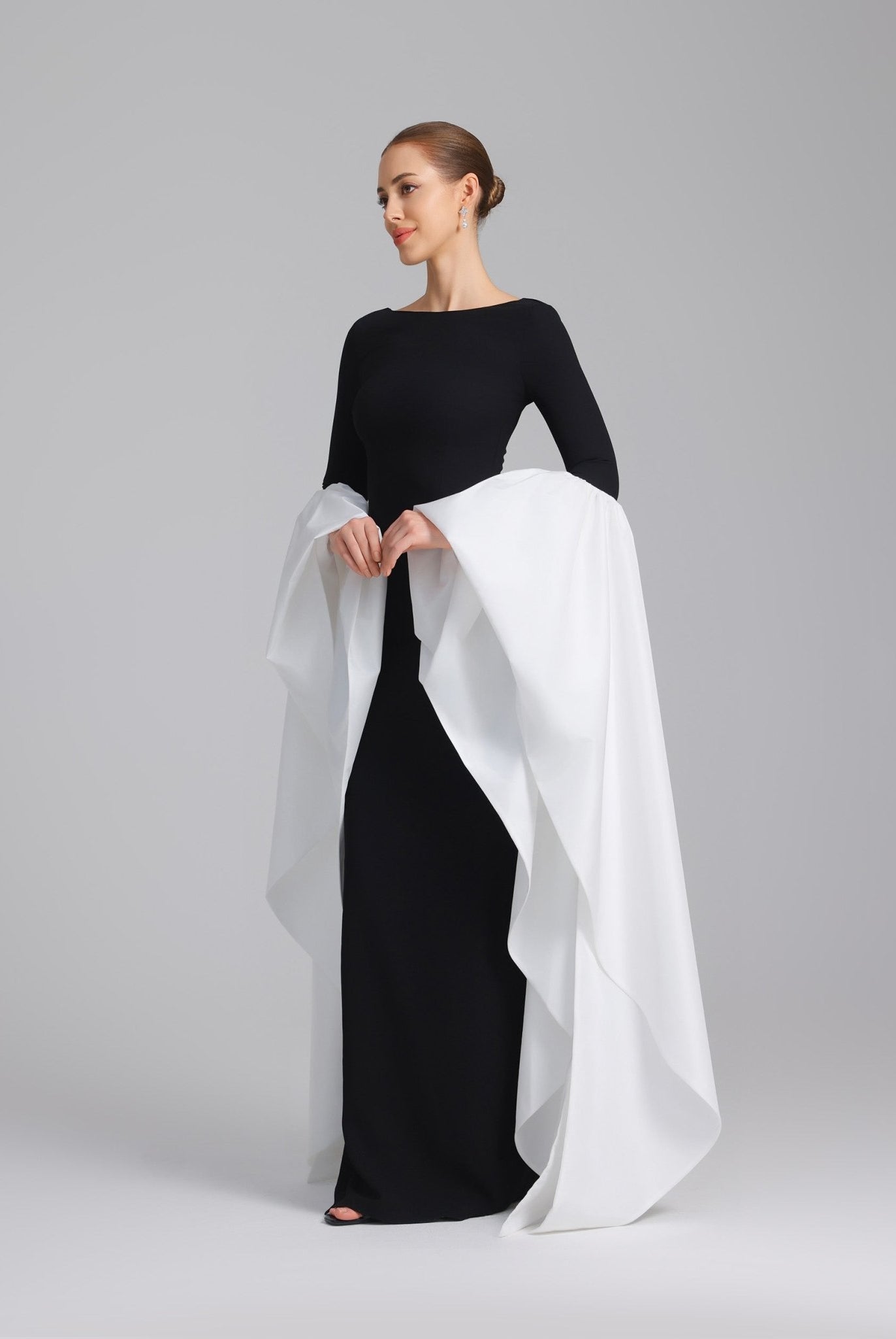 Fitted Gown With Extra Long Sleeves - shopaleena