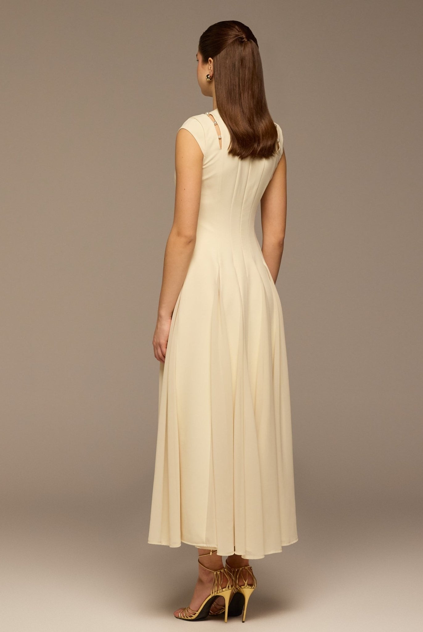 Ivory Crepe Chiffon Sleeveless Maxi Dress - shopaleena