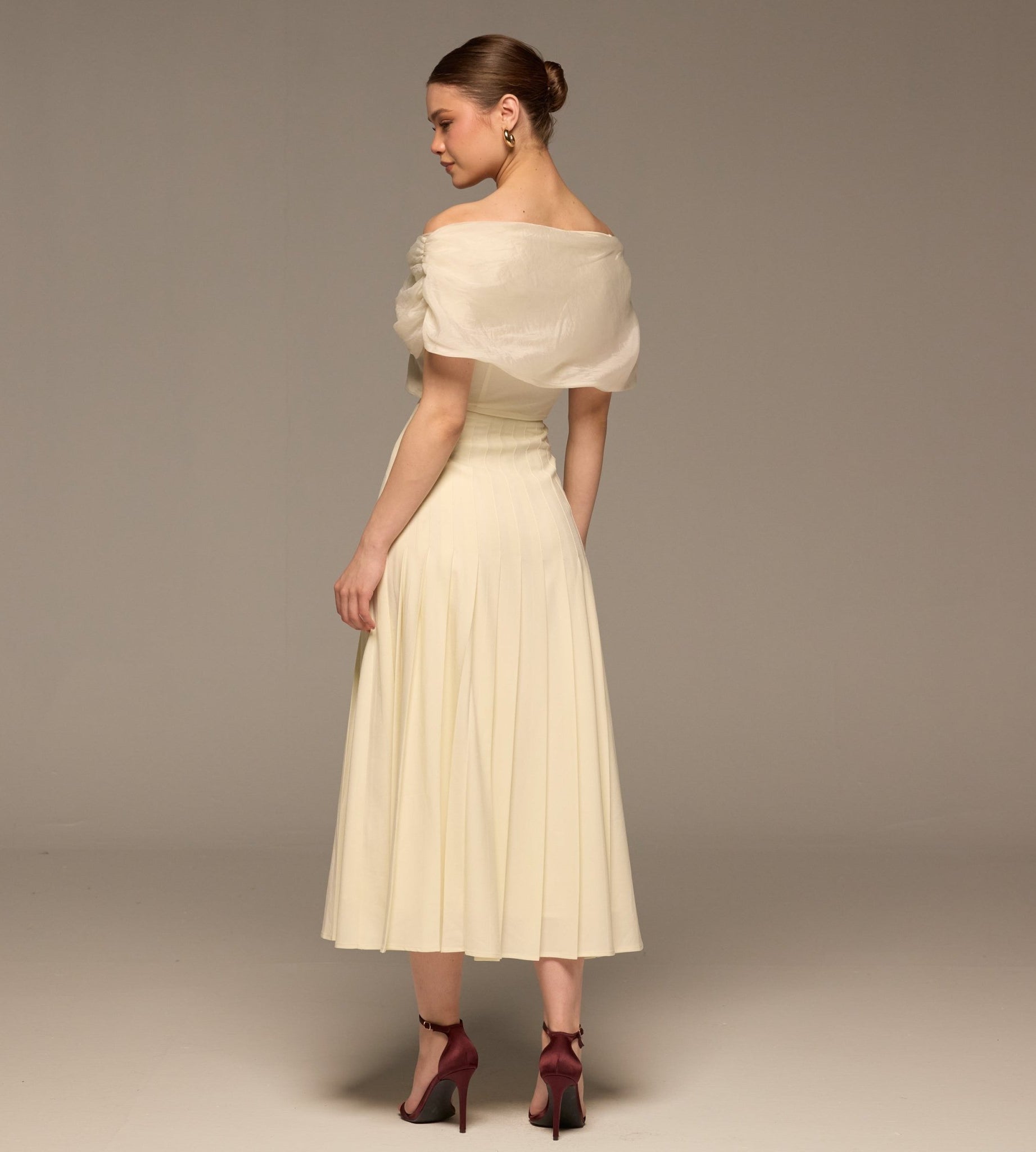 Ivory Pleated A Line Crepe Skirt - shopaleena