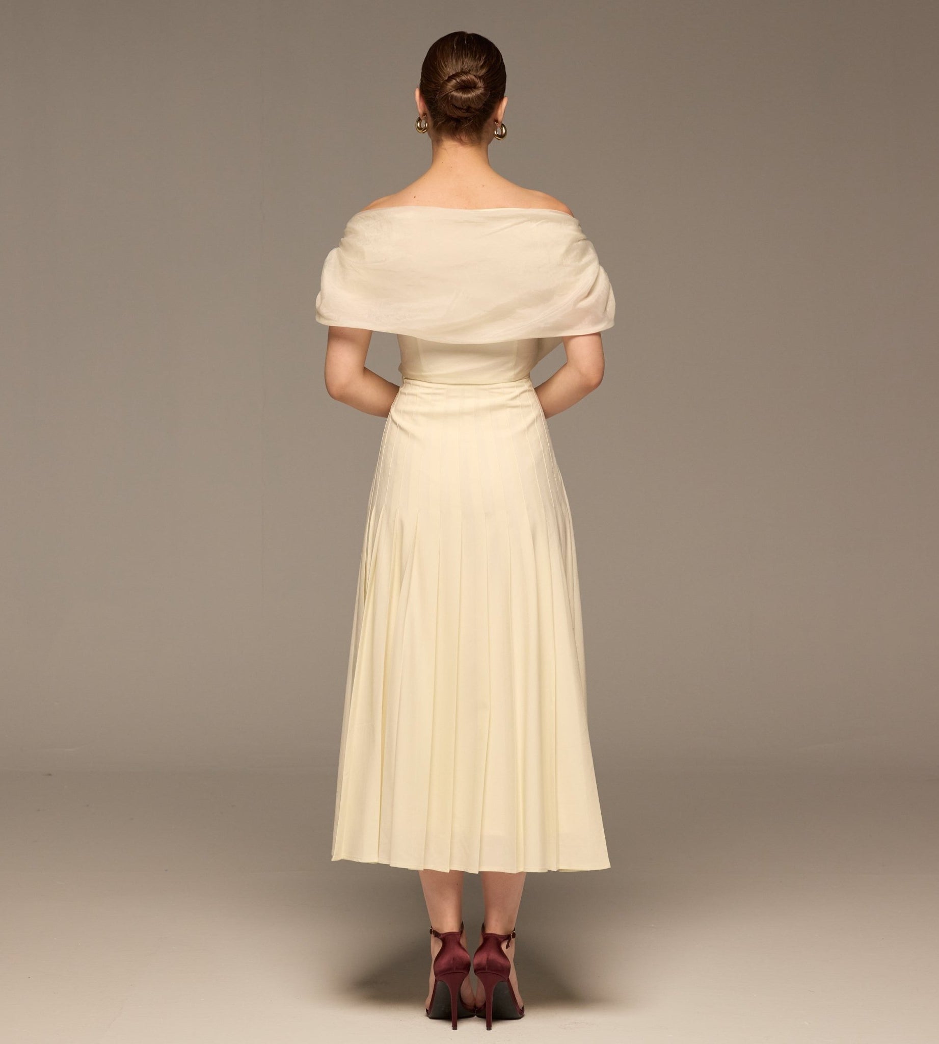 Ivory Pleated A Line Crepe Skirt - shopaleena