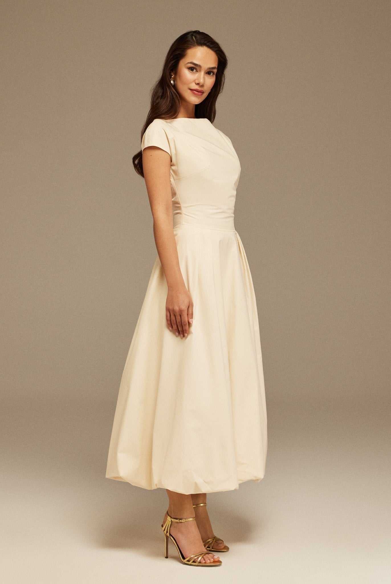 Ivory Short Sleeve Balloon Midi Dress - shopaleena