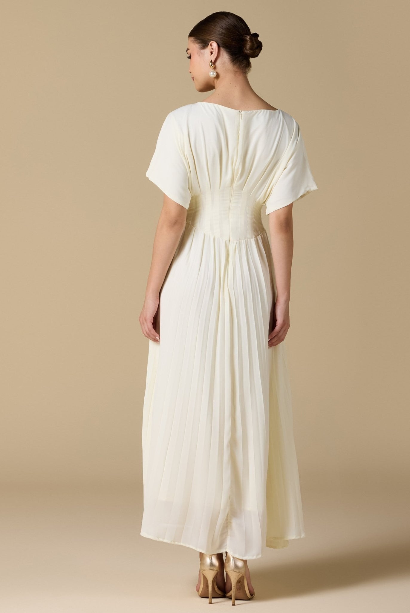 Ivory Short Sleeve Maxi Dress With Pleated Skirt - shopaleena
