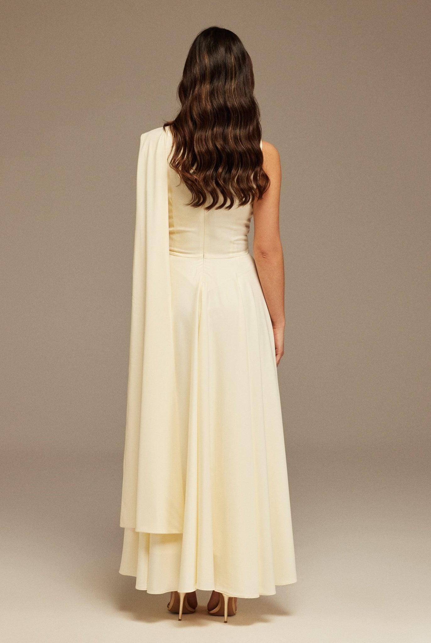 Ivory Sleeveless Satin Maxi Dress With Scarf - shopaleena