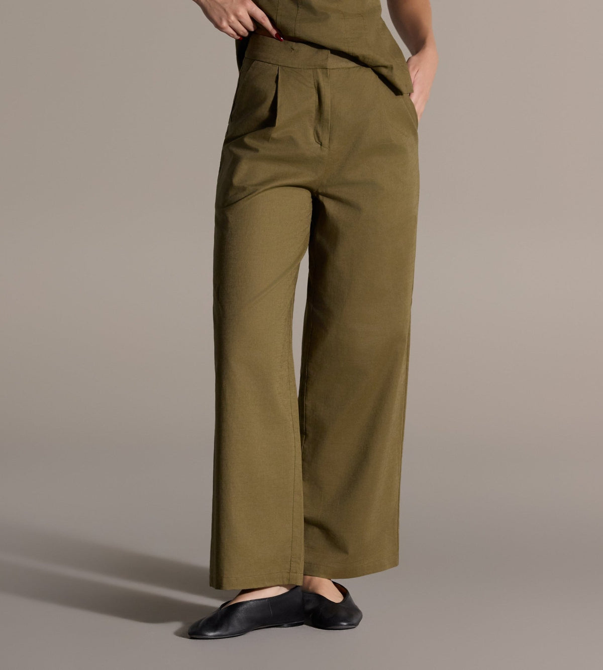 Khaki Linen Straight Leg Trouser - shopaleena