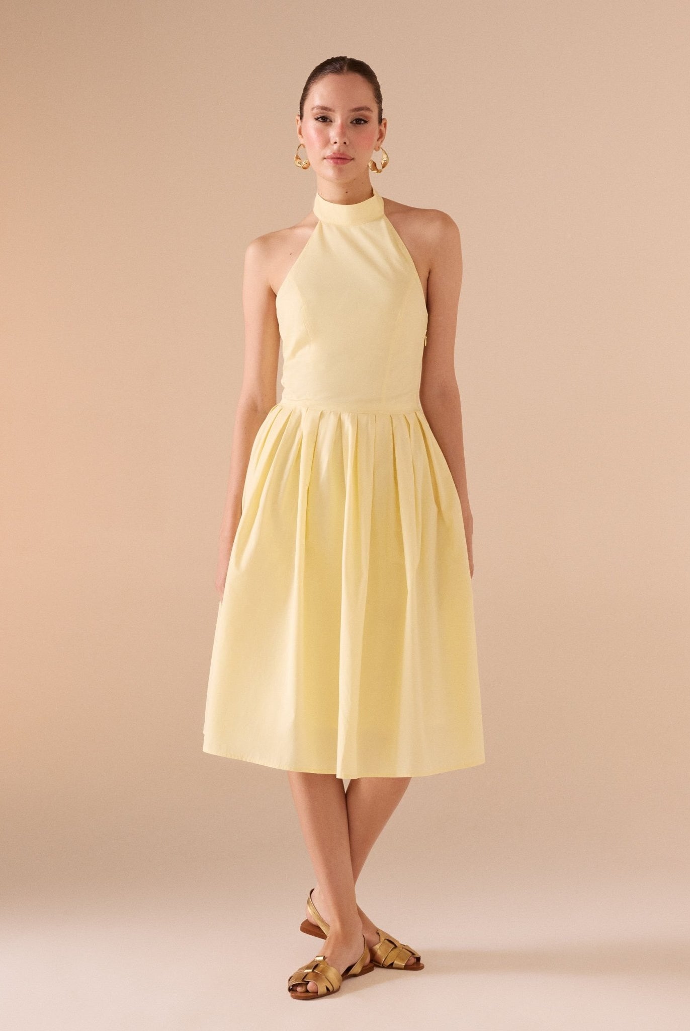Knee - length Sleeveless Dress with a Short Turtleneck in Cotton - shopaleena