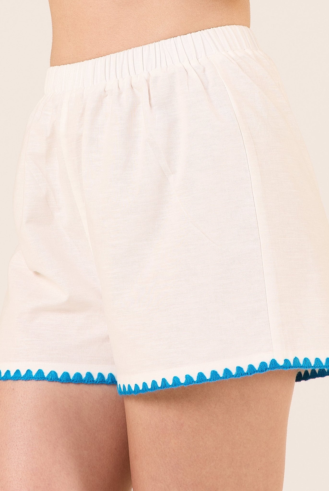 Linen Stitch Trim Shorts - shopaleena