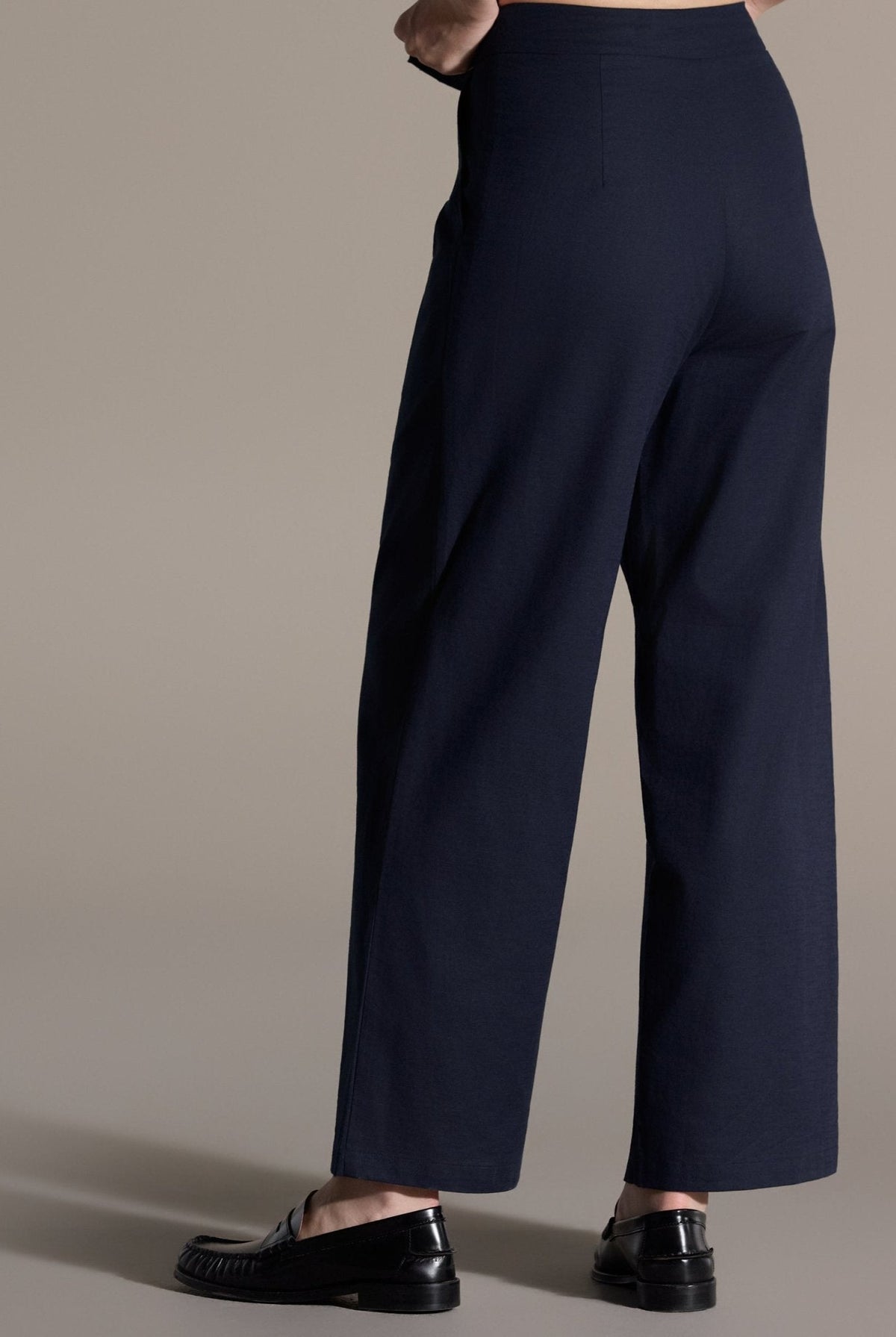 Linen Straight Leg Pants - shopaleena