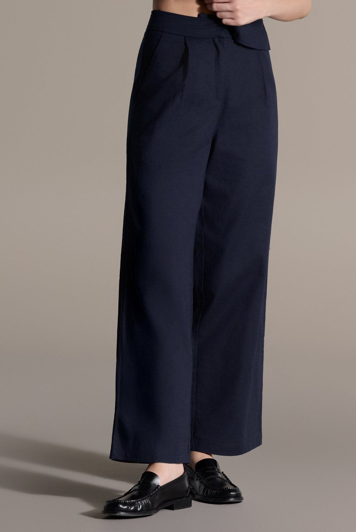 Linen Straight Leg Pants - shopaleena