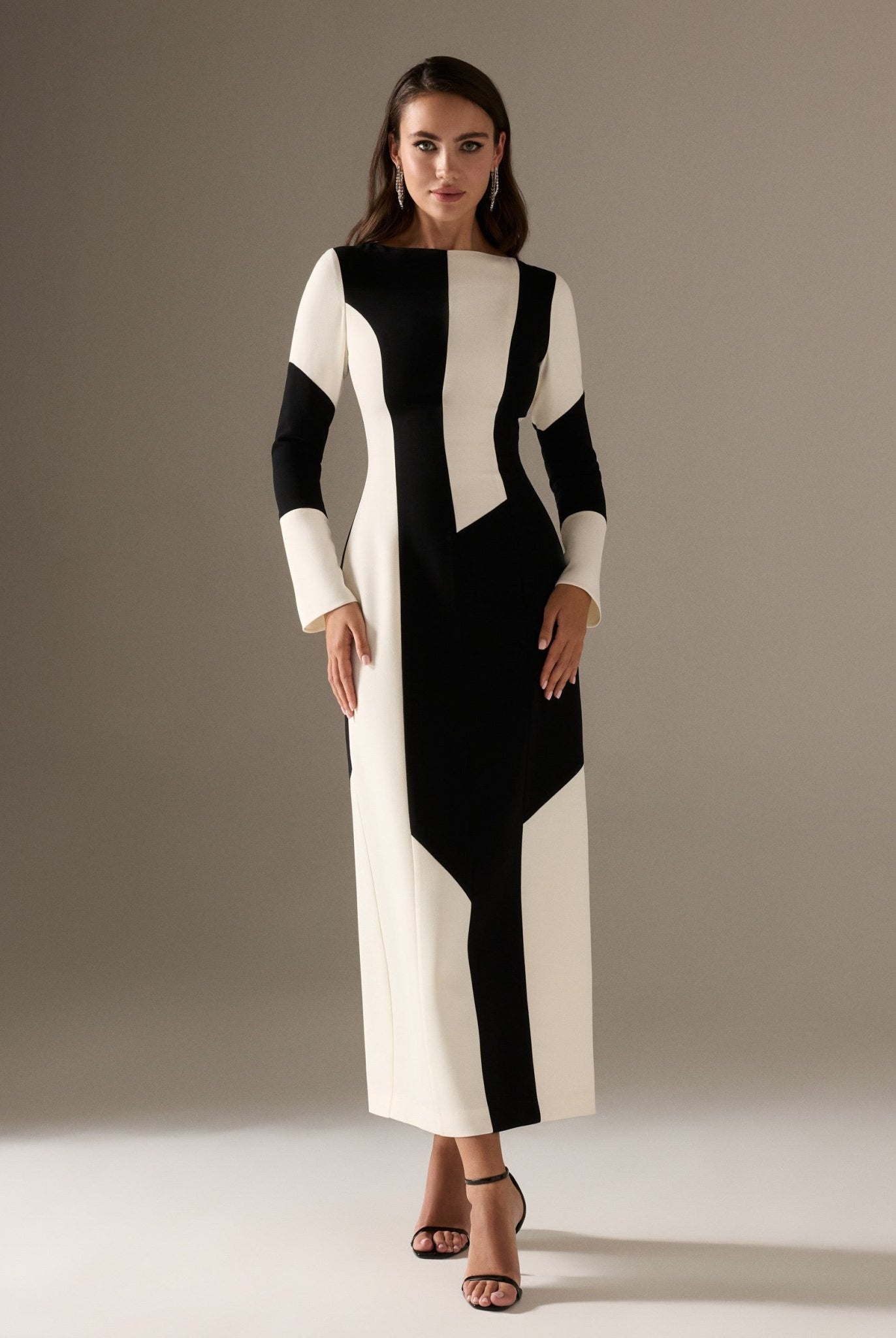 Long Flared Sleeve Midi Crepe dress - shopaleena