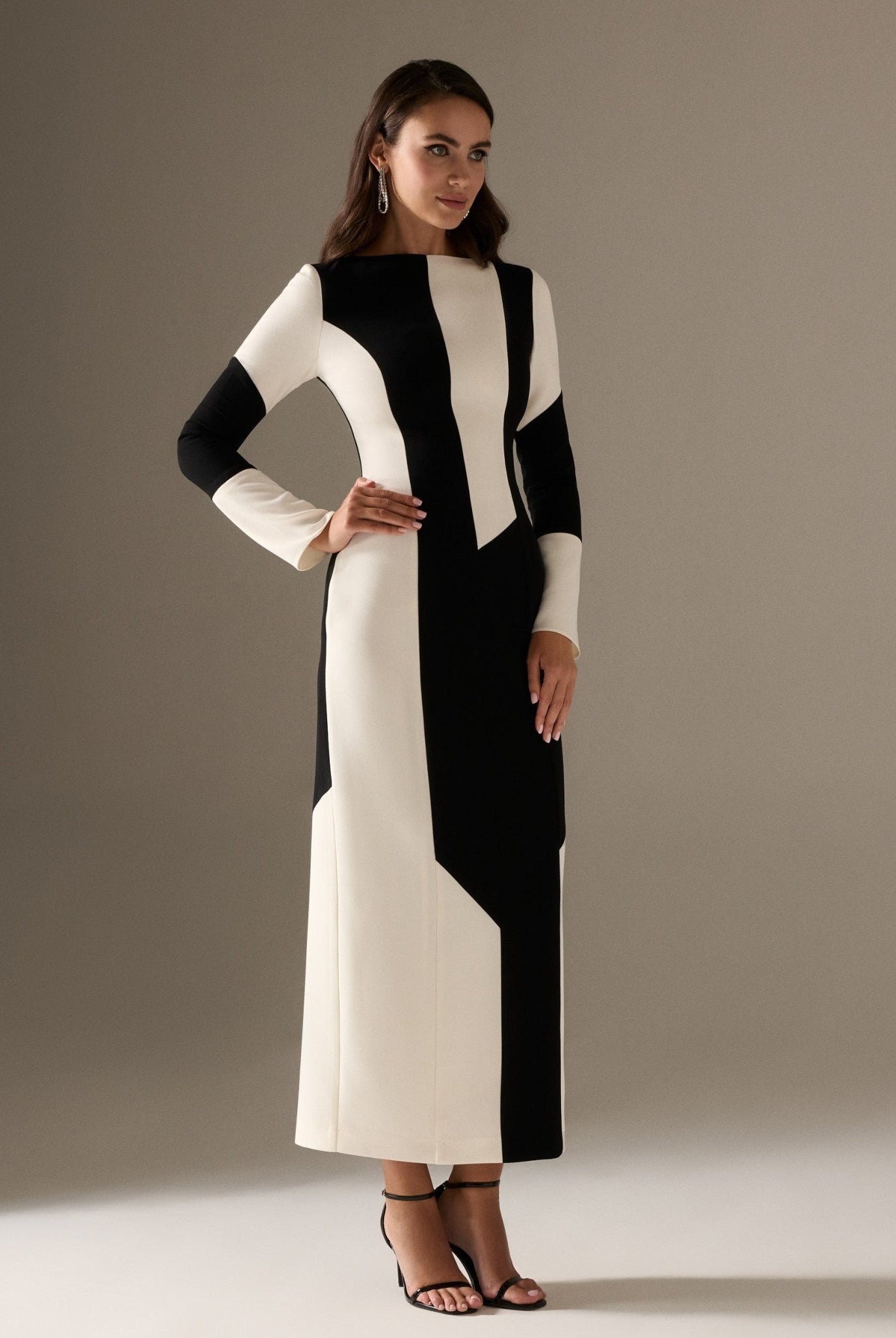 Long Flared Sleeve Midi Crepe dress - shopaleena