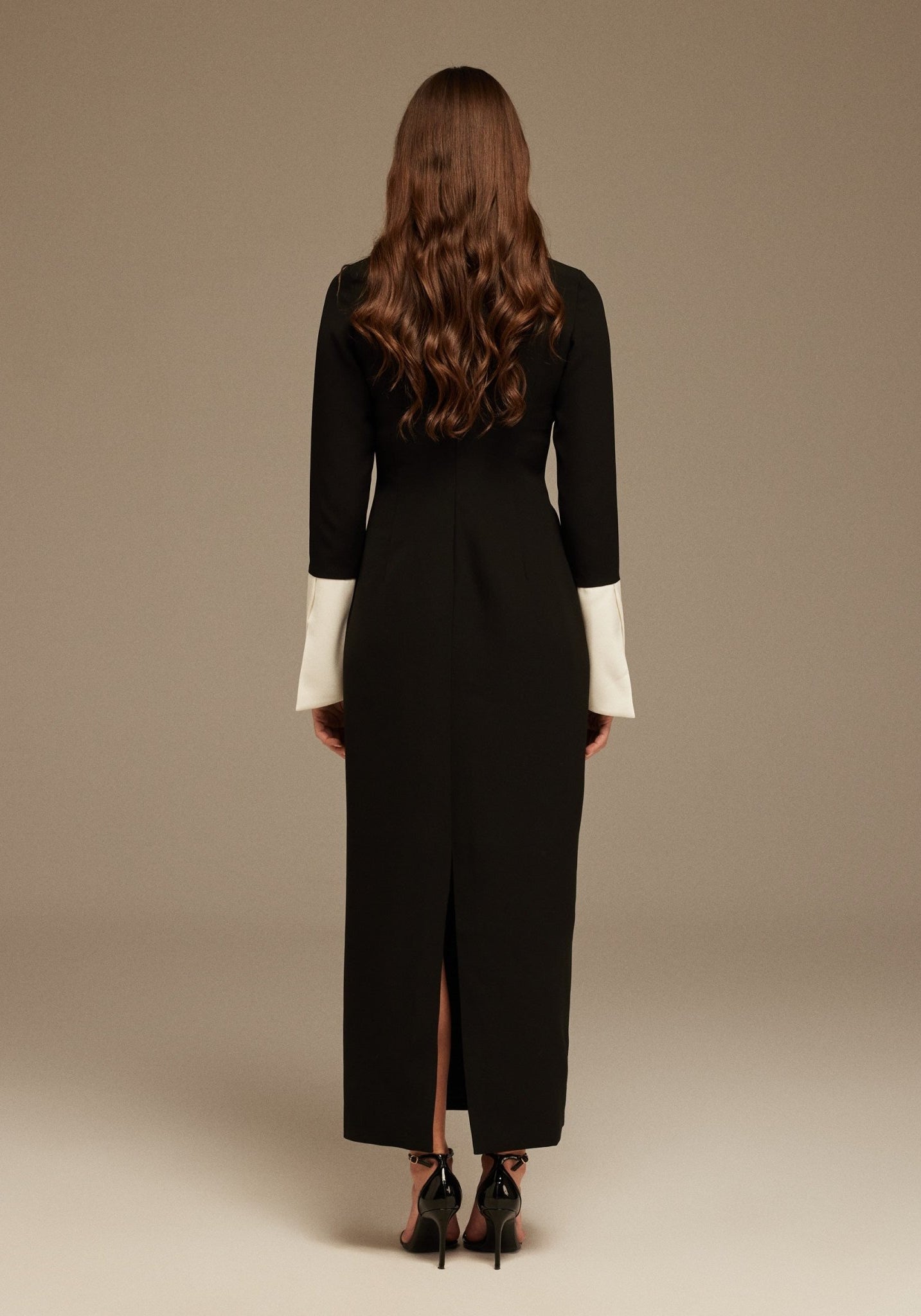 Maxi Dress with White Collar Details - shopaleena