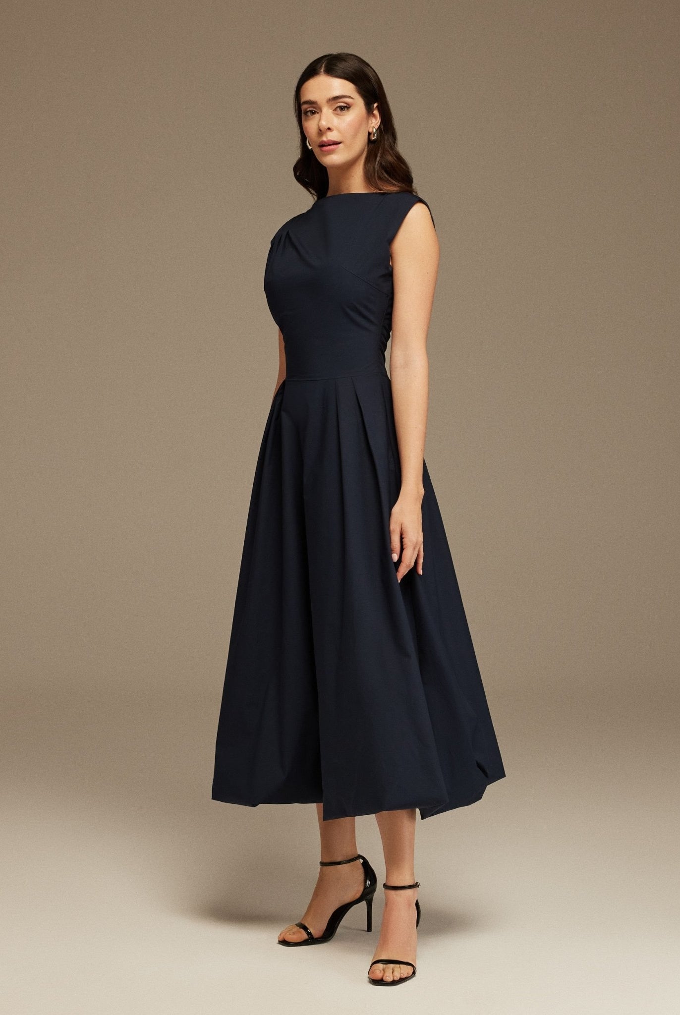 Navy Short Sleeve Balloon Midi Dress - shopaleena