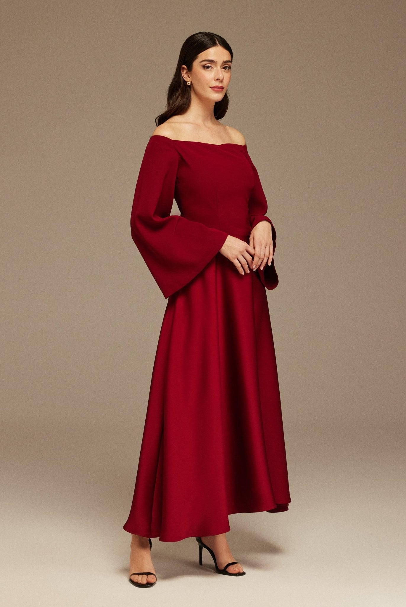 Off - shoulder Maxi Dress with flowing sleeves - shopaleena
