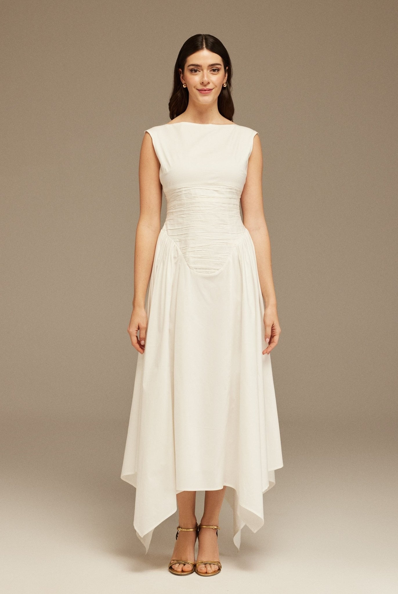 Off White Sleeveless Crepe And Chiffon Pleated Dress - shopaleena