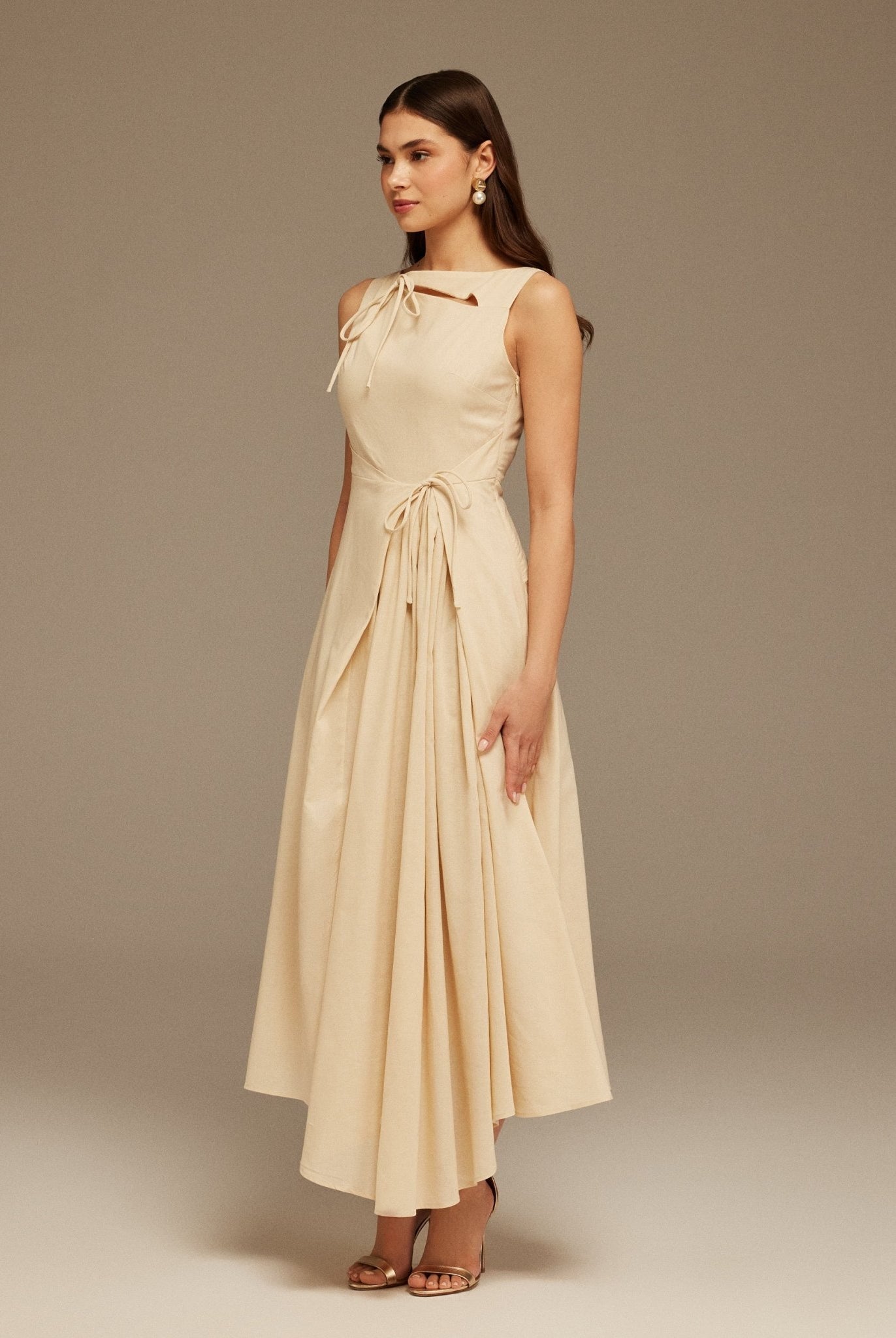 Off White Sleeveless Midi Dress With Decorative Bows - shopaleena