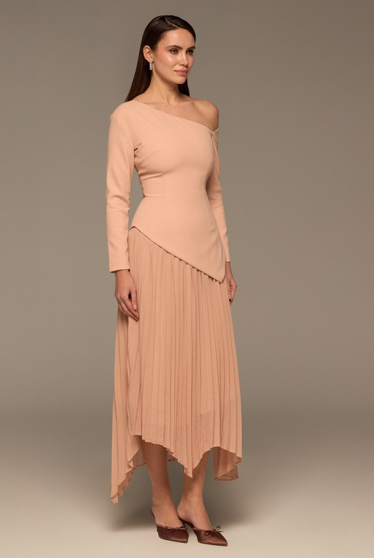 One-shoulder Crepe Dress With Pleated Skirt - shopaleena