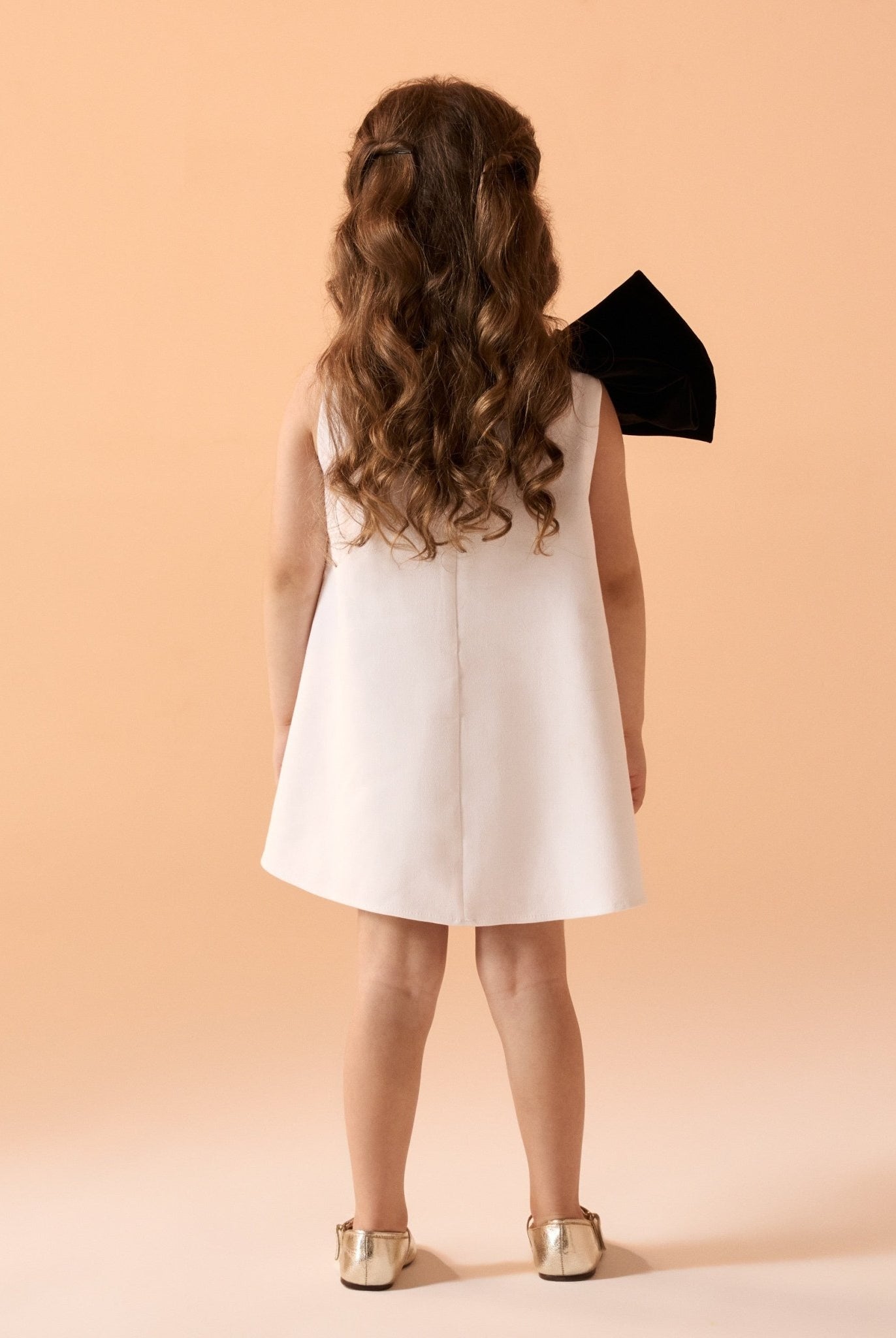 One Sleeve Crepe Dress With Bow - shopaleena