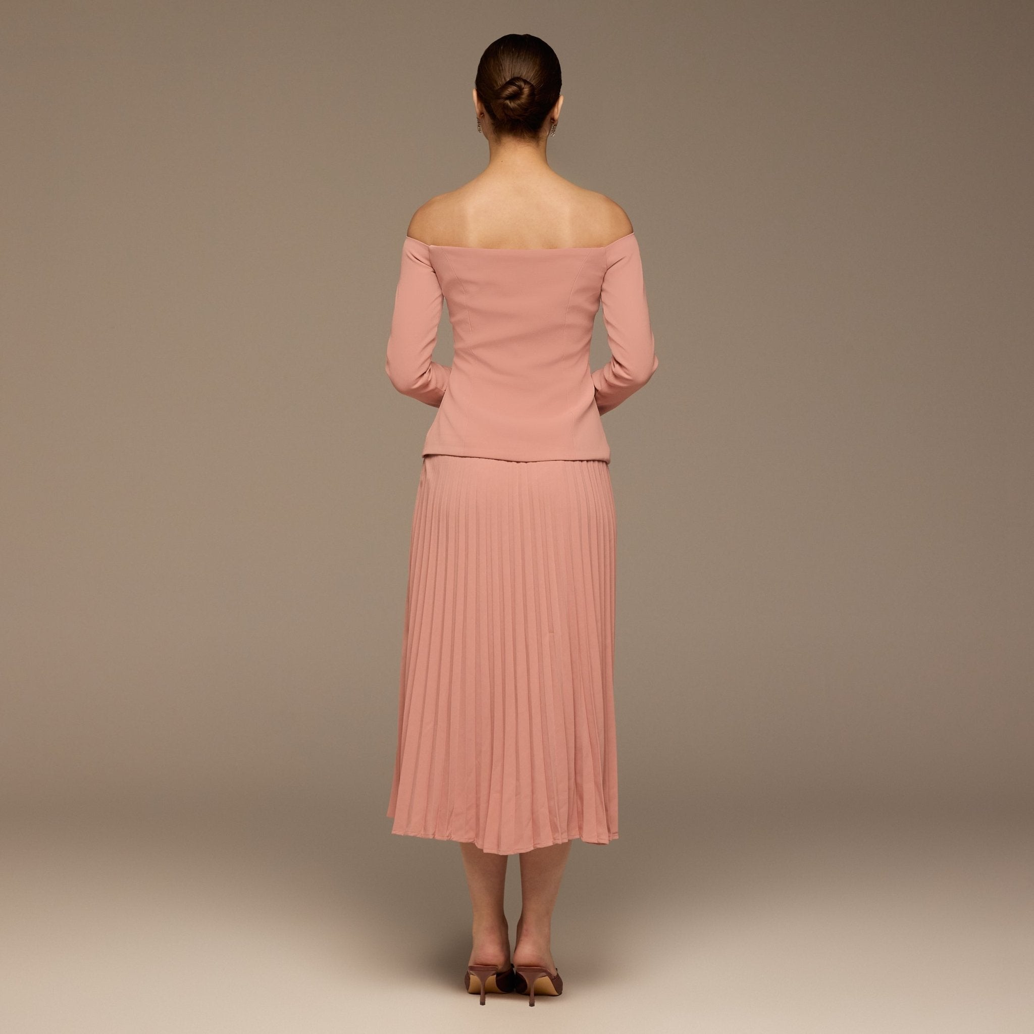 Pink Crepe & Chiffon Pleated Maxi Dress - shopaleena