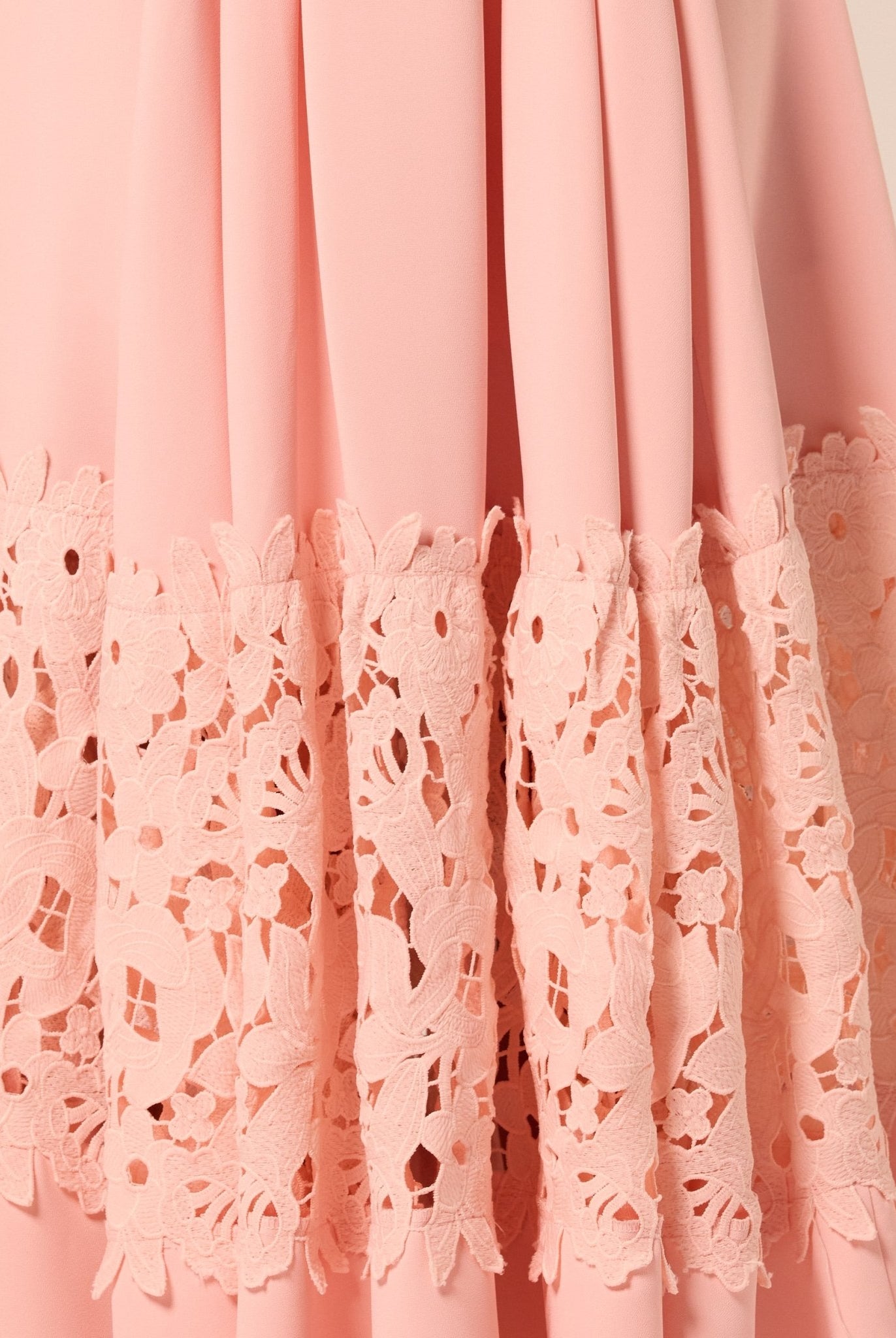 Pink Sleeveless Lace-Paneled Crepe Midi Dress - shopaleena