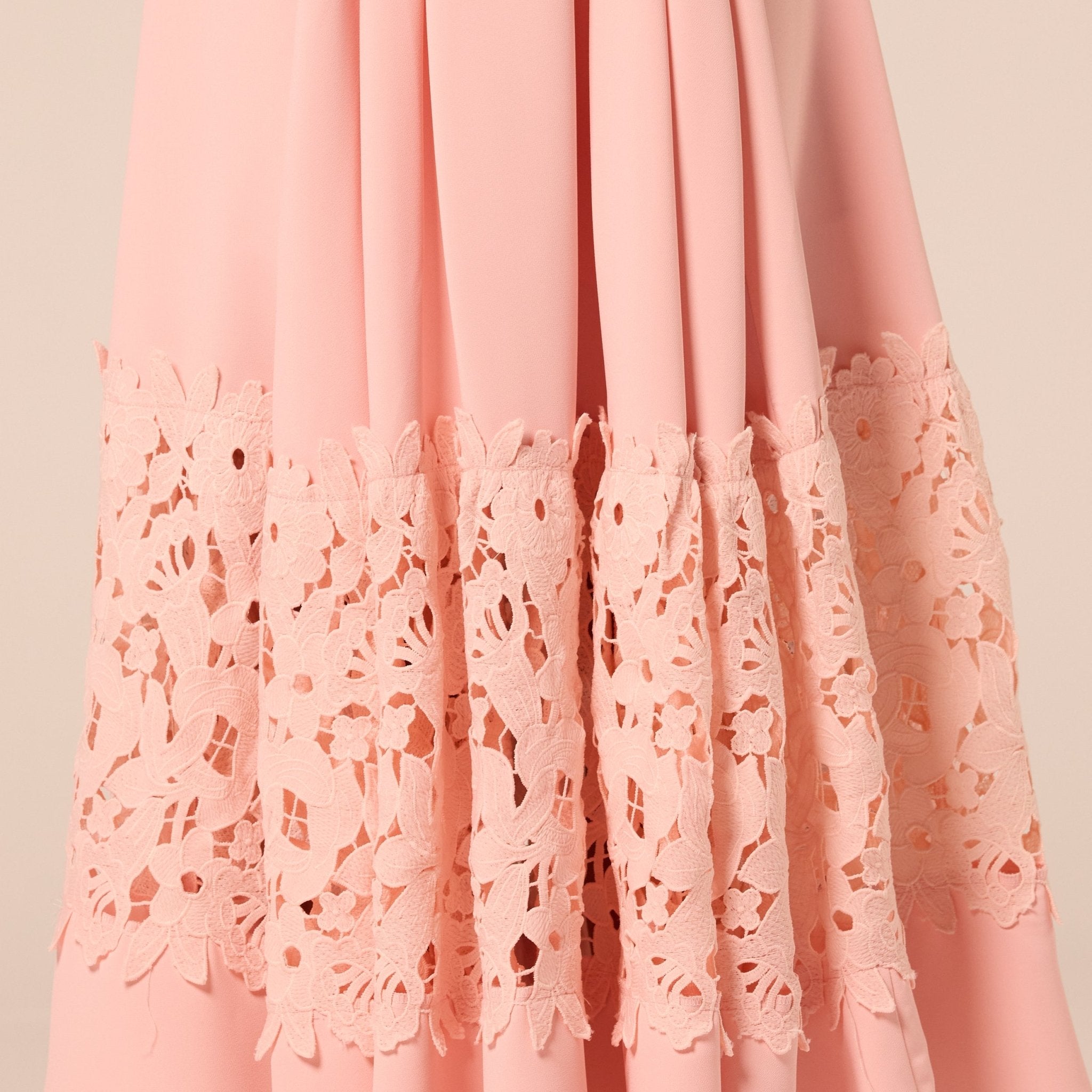 Pink Sleeveless Lace-Paneled Crepe Midi Dress - shopaleena