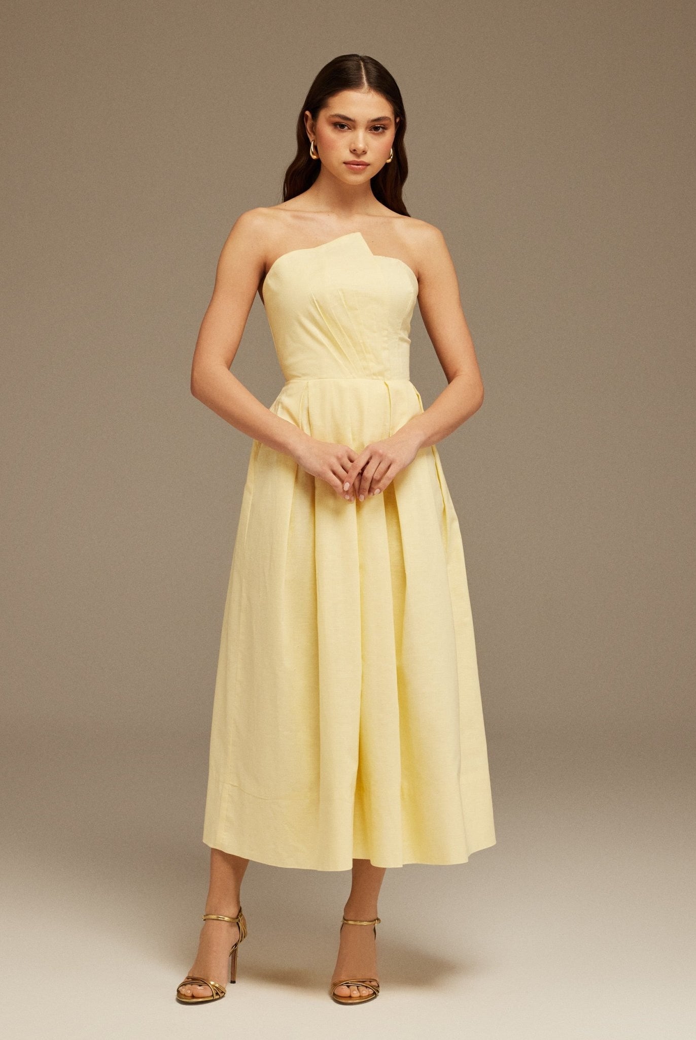 Pleated Sleeveless Midi Dress - shopaleena